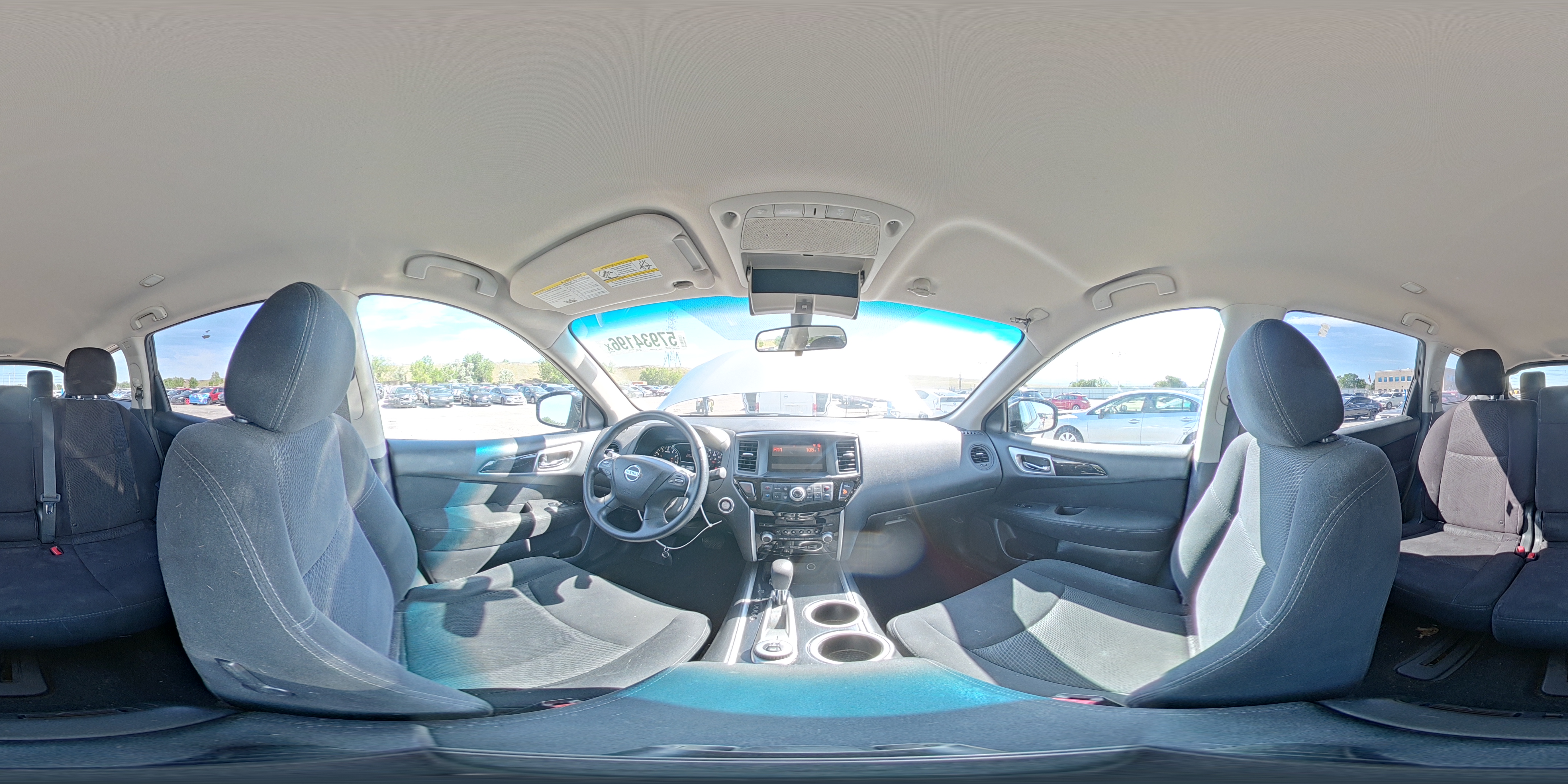 2015 Nissan Pathfinder S Silver vin: 5N1AR2MM3FC623019