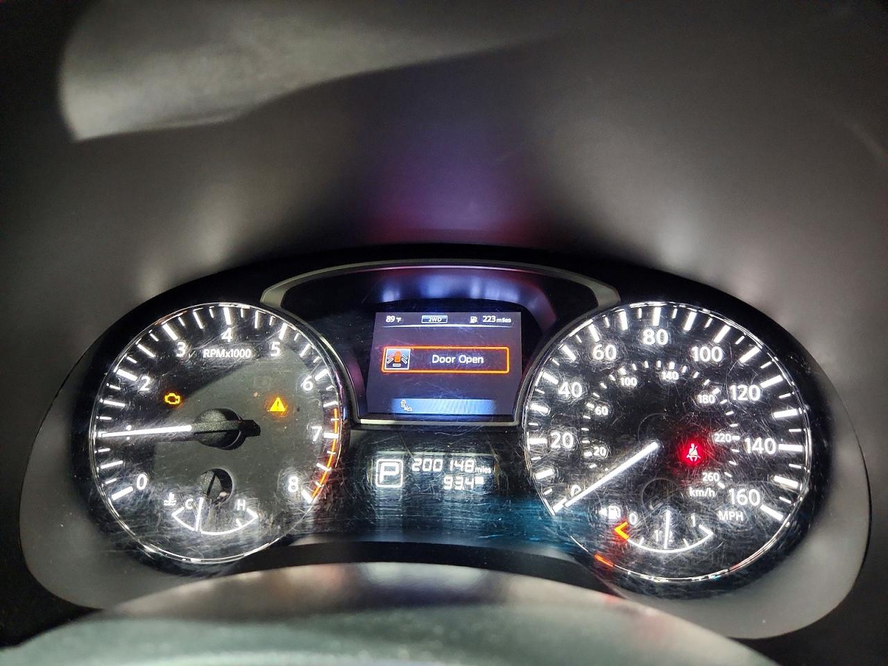 2015 Nissan Pathfinder Platinum Серебряный vin: 5N1AR2MM3FC632531