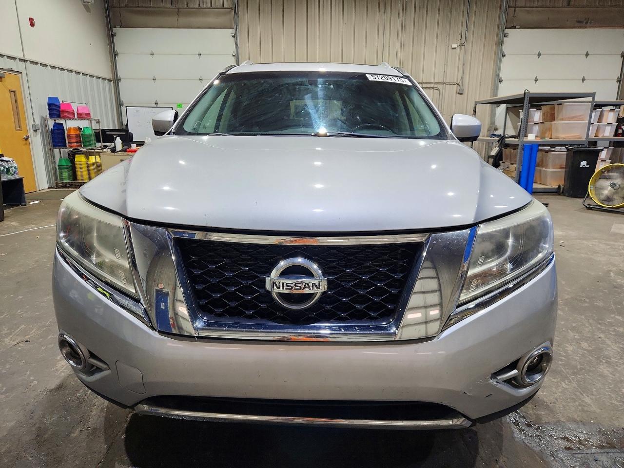 2015 Nissan Pathfinder Platinum Серебряный vin: 5N1AR2MM3FC632531