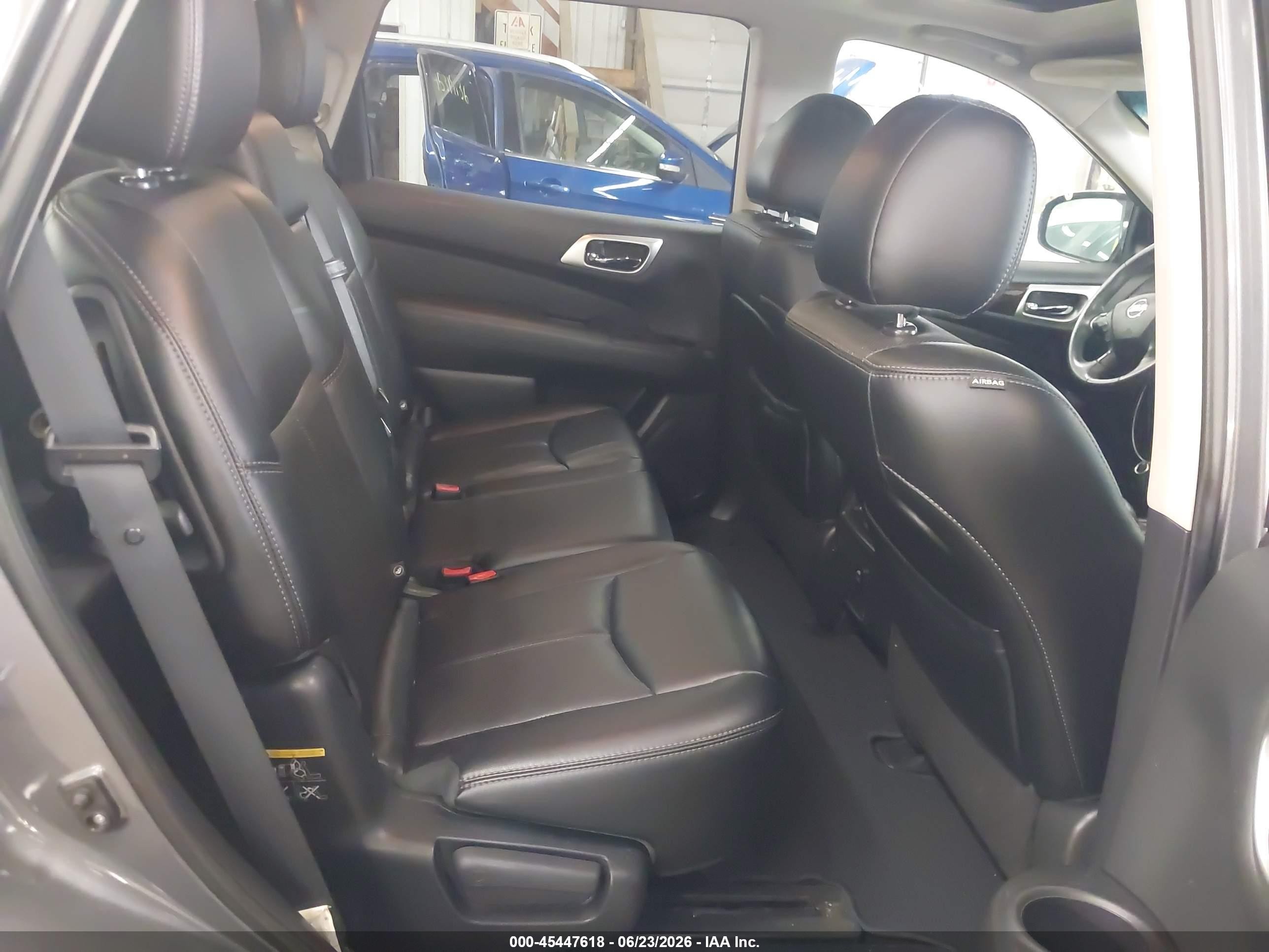2015 Nissan Pathfinder Platinum/s/sl/sv Gray vin: 5N1AR2MM3FC642203