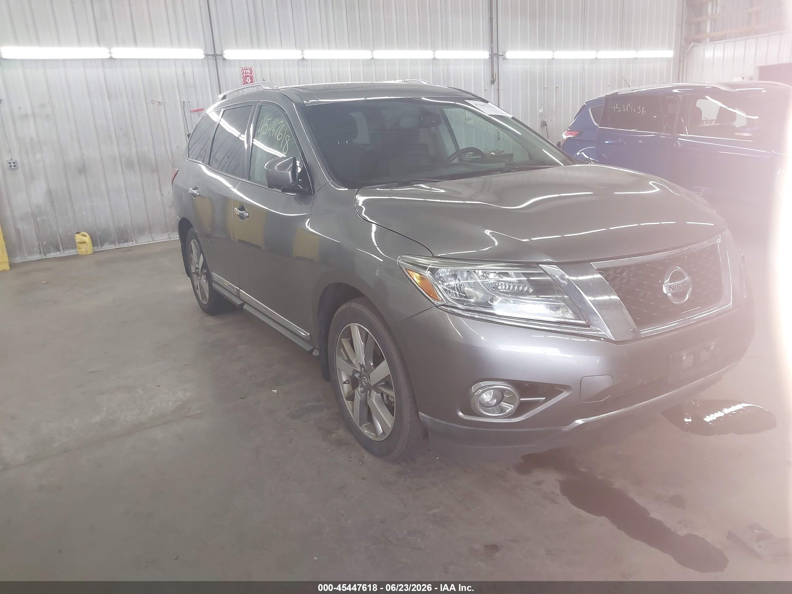 2015 Nissan Pathfinder Platinum/s/sl/sv Gray vin: 5N1AR2MM3FC642203