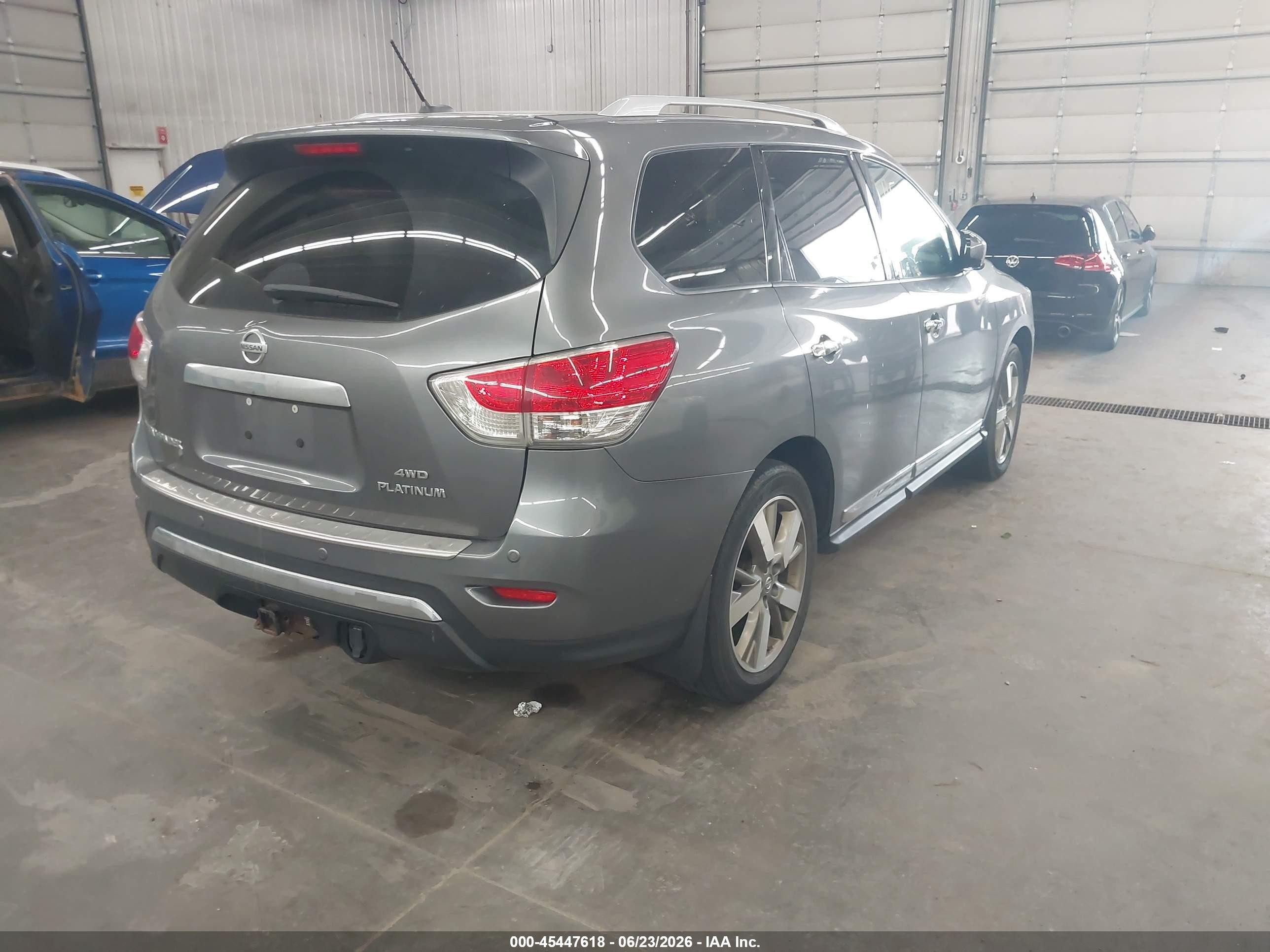 2015 Nissan Pathfinder Platinum/s/sl/sv Gray vin: 5N1AR2MM3FC642203