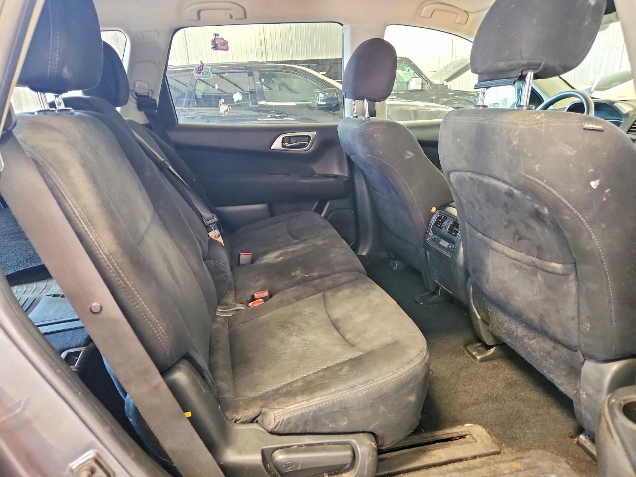 2015 Nissan Pathfinder S Gray vin: 5N1AR2MM3FC673631