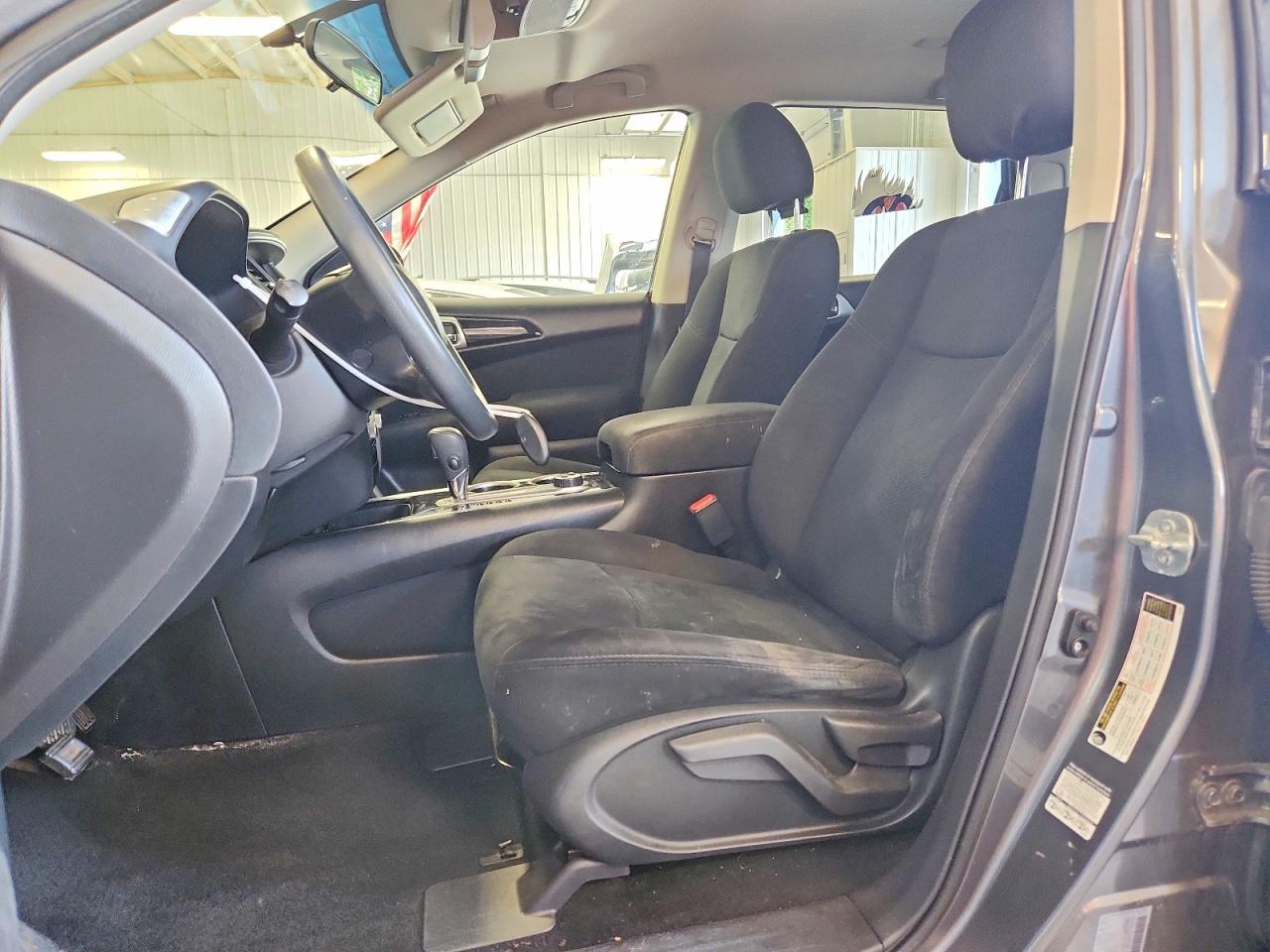 2015 Nissan Pathfinder S Gray vin: 5N1AR2MM3FC673631