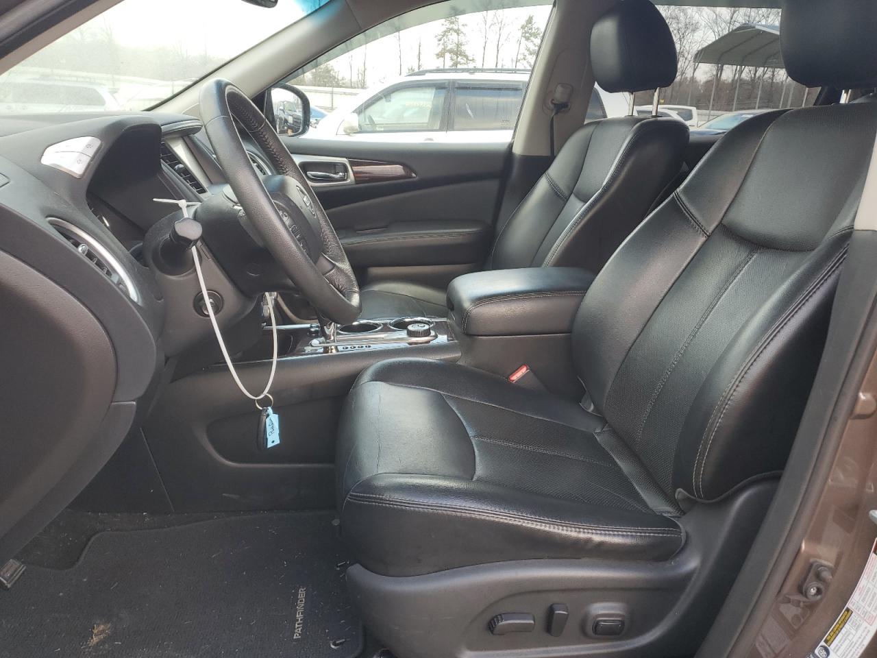 2015 Nissan Pathfinder S Gray vin: 5N1AR2MM3FC684113