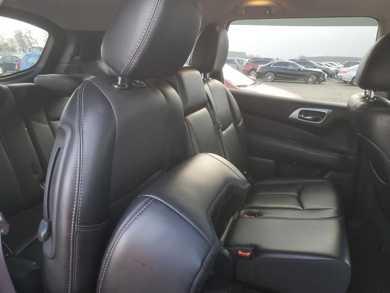 2015 Nissan Pathfinder S Gray vin: 5N1AR2MM3FC684113