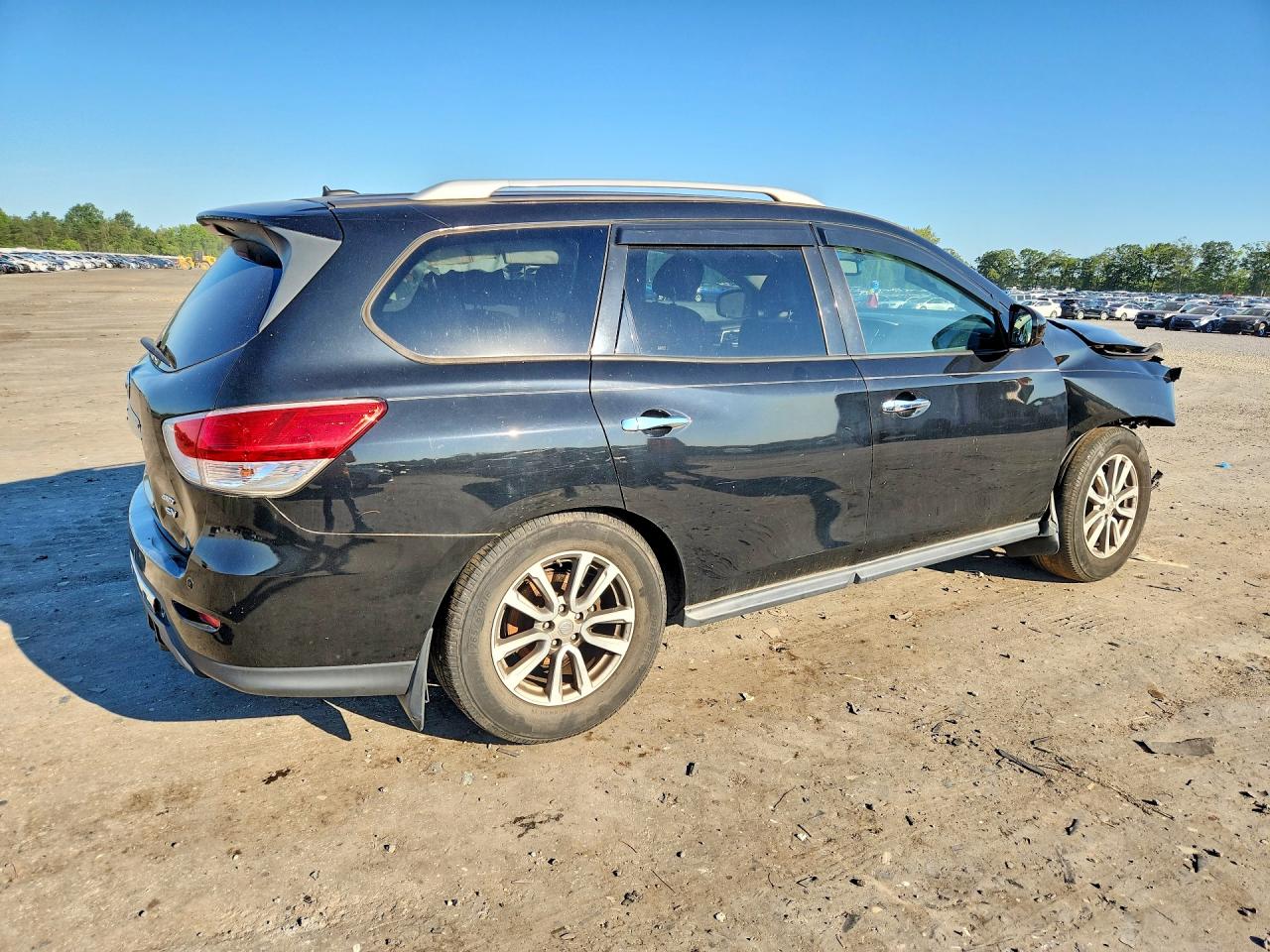 2015 Nissan Pathfinder Sv Black vin: 5N1AR2MM3FC703596