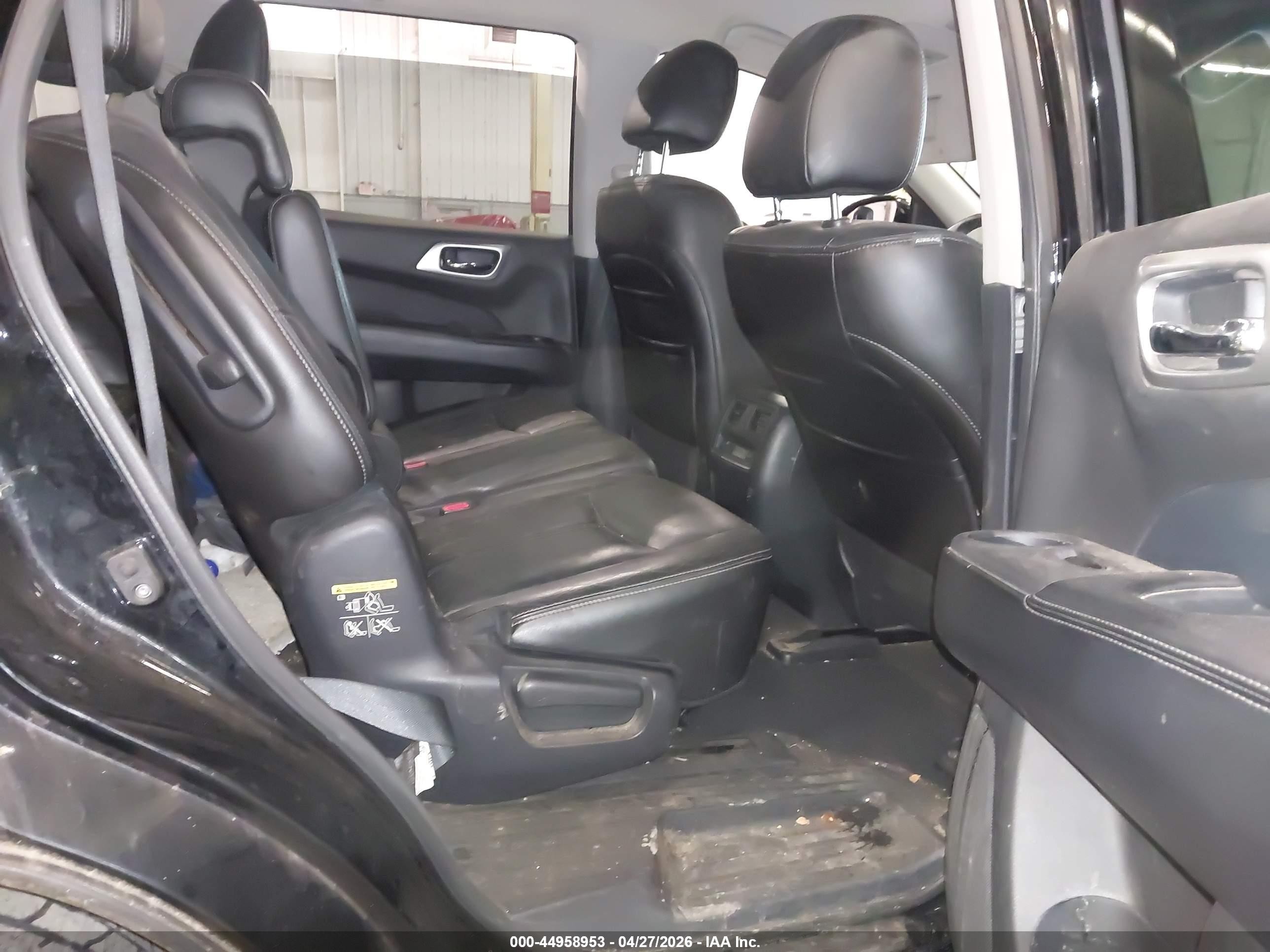 2013 Nissan Pathfinder Sl Черный vin: 5N1AR2MM4DC604993