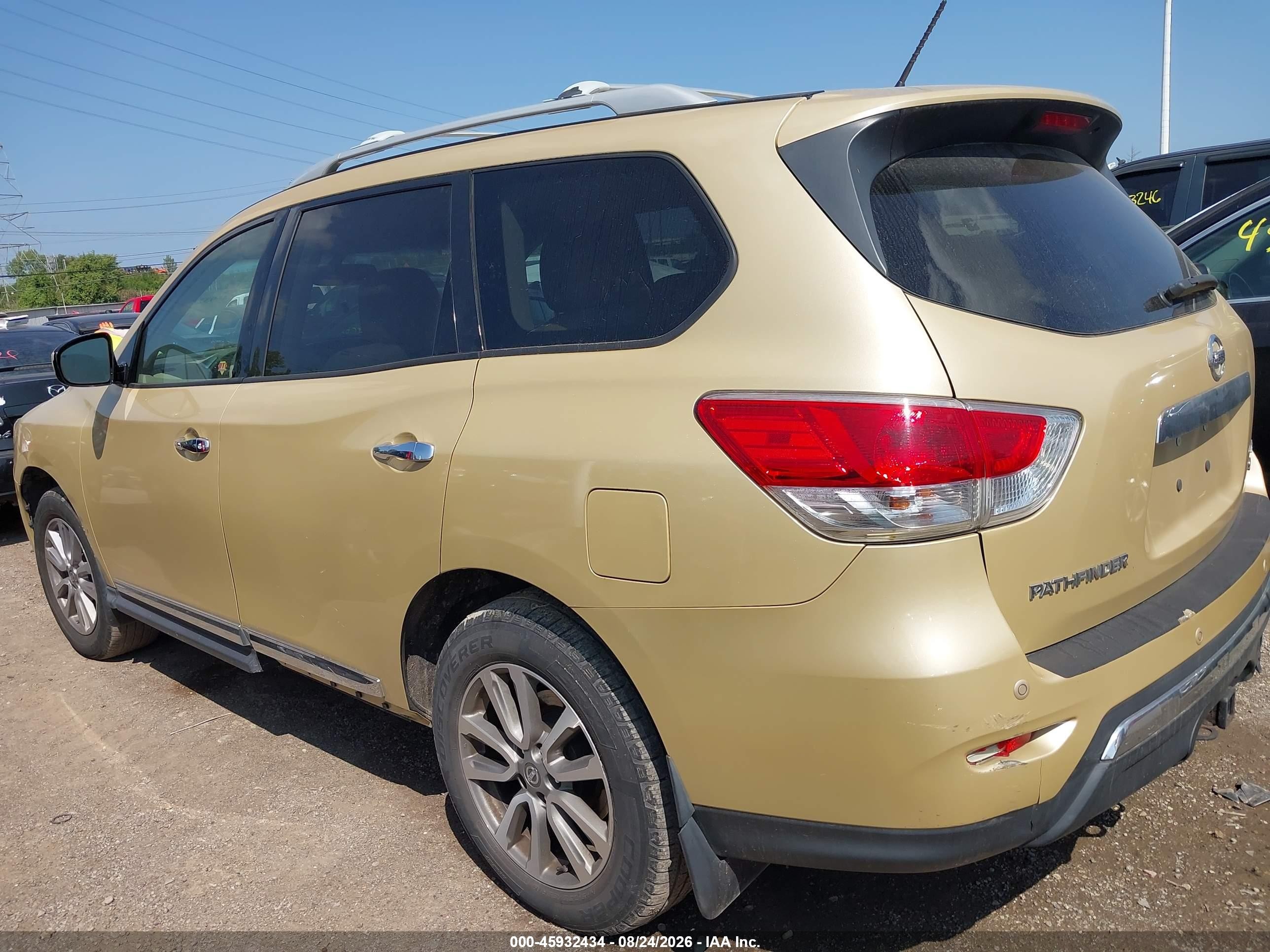 2013 Nissan Pathfinder Sl Золотой vin: 5N1AR2MM4DC625116