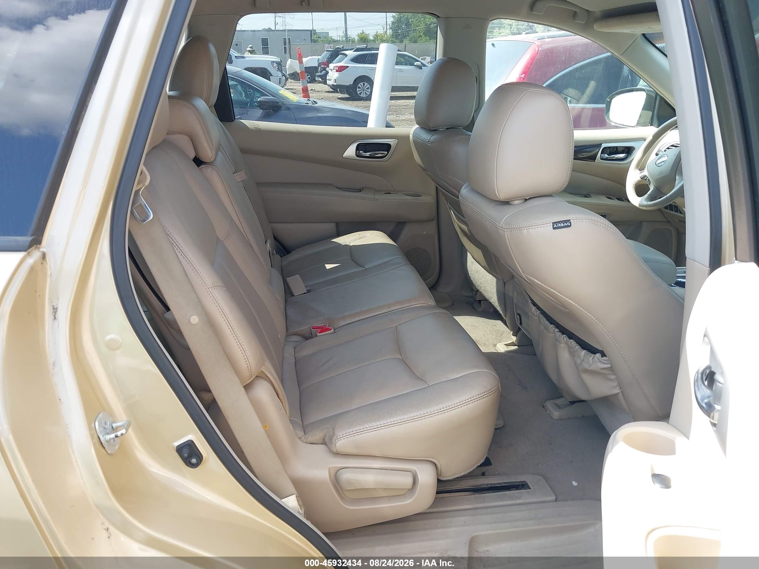 2013 Nissan Pathfinder Sl Золотой vin: 5N1AR2MM4DC625116