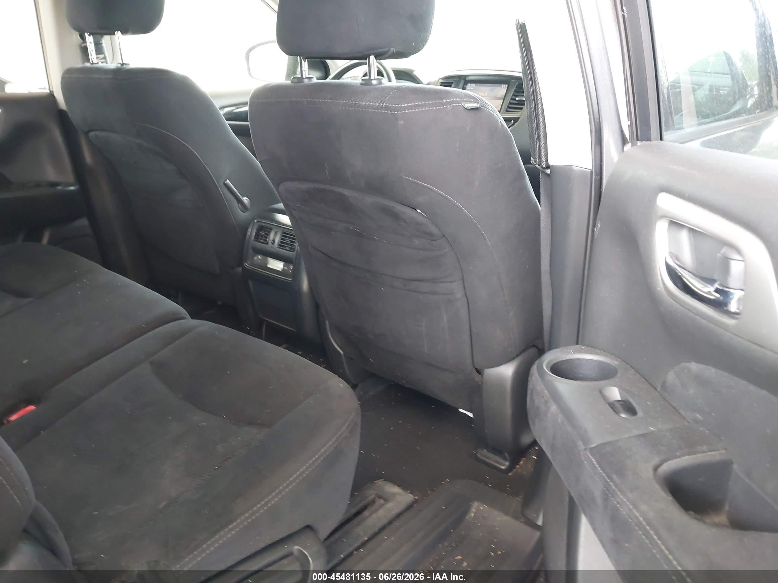 2013 Nissan Pathfinder Sv Gray vin: 5N1AR2MM4DC632812