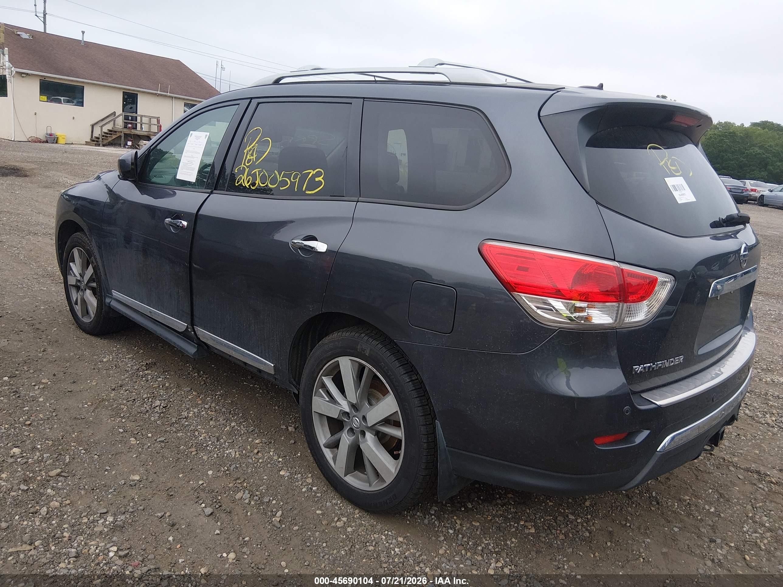 2013 Nissan Pathfinder Platinum Black vin: 5N1AR2MM4DC641865