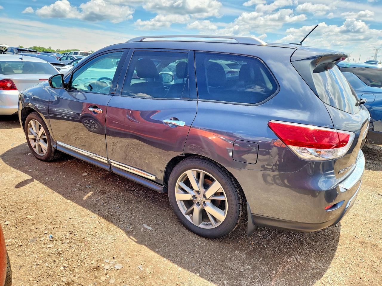 2013 Nissan Pathfinder S Gray vin: 5N1AR2MM4DC643034