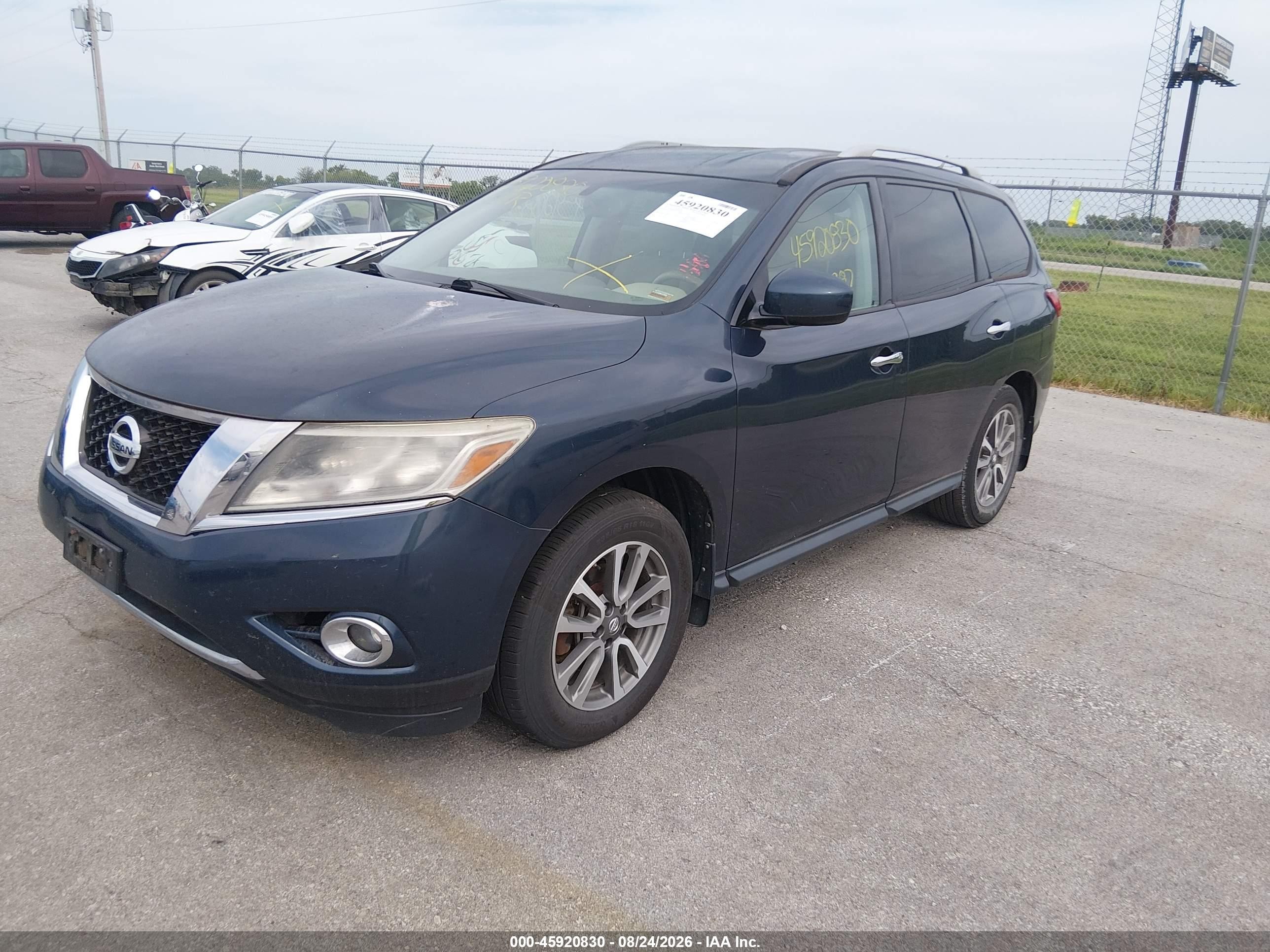 2013 Nissan Pathfinder Sv Blue vin: 5N1AR2MM4DC658925