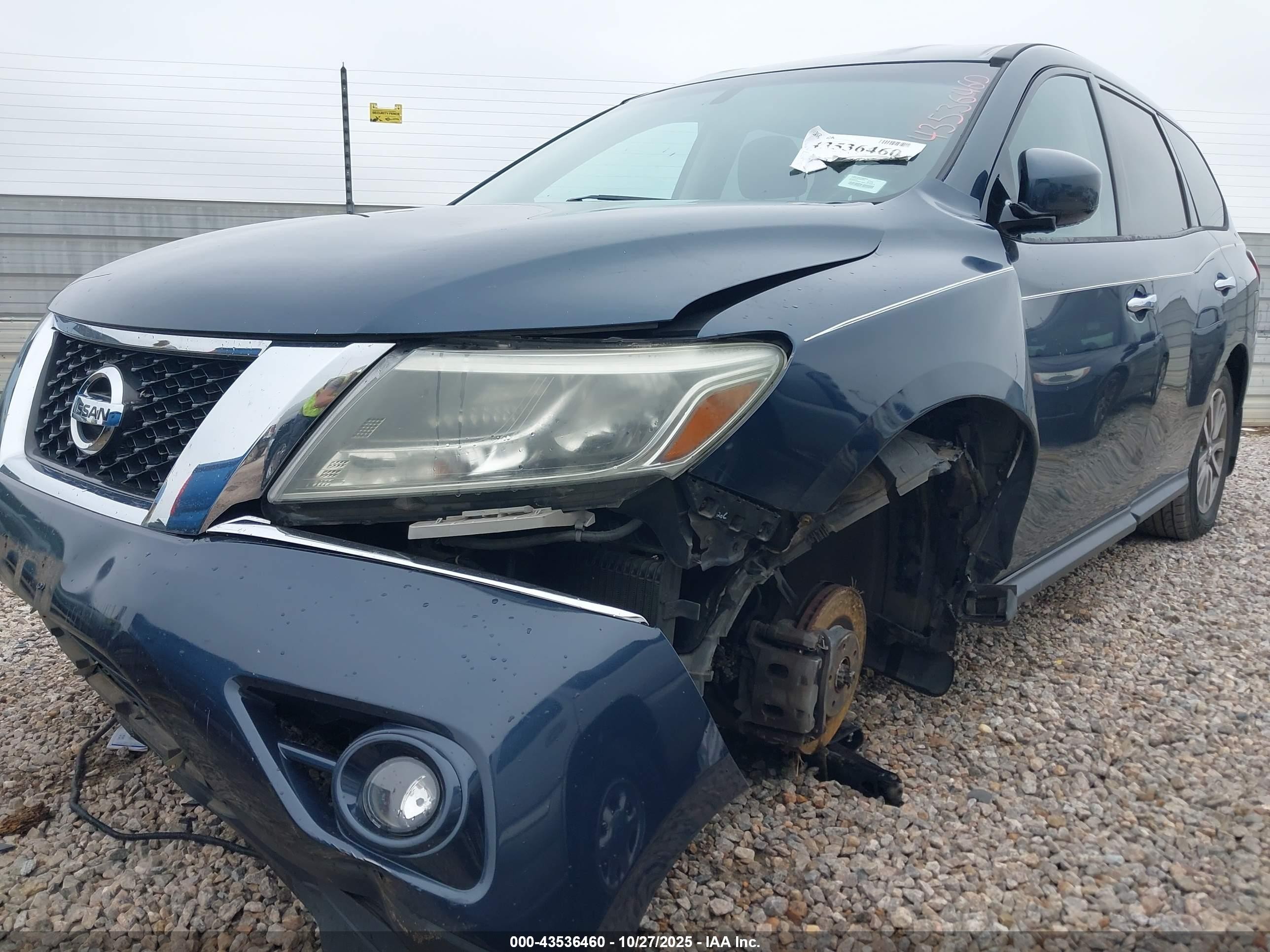 2013 Nissan Pathfinder S Blue vin: 5N1AR2MM4DC659606