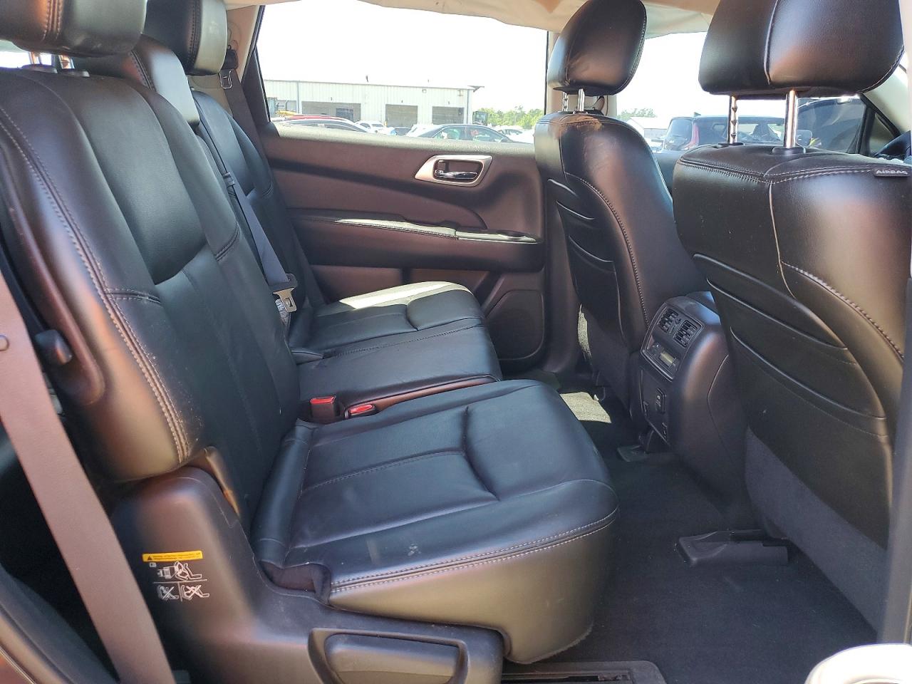 2013 Nissan Pathfinder S/sv/sl/platinum Серый vin: 5N1AR2MM4DC662084
