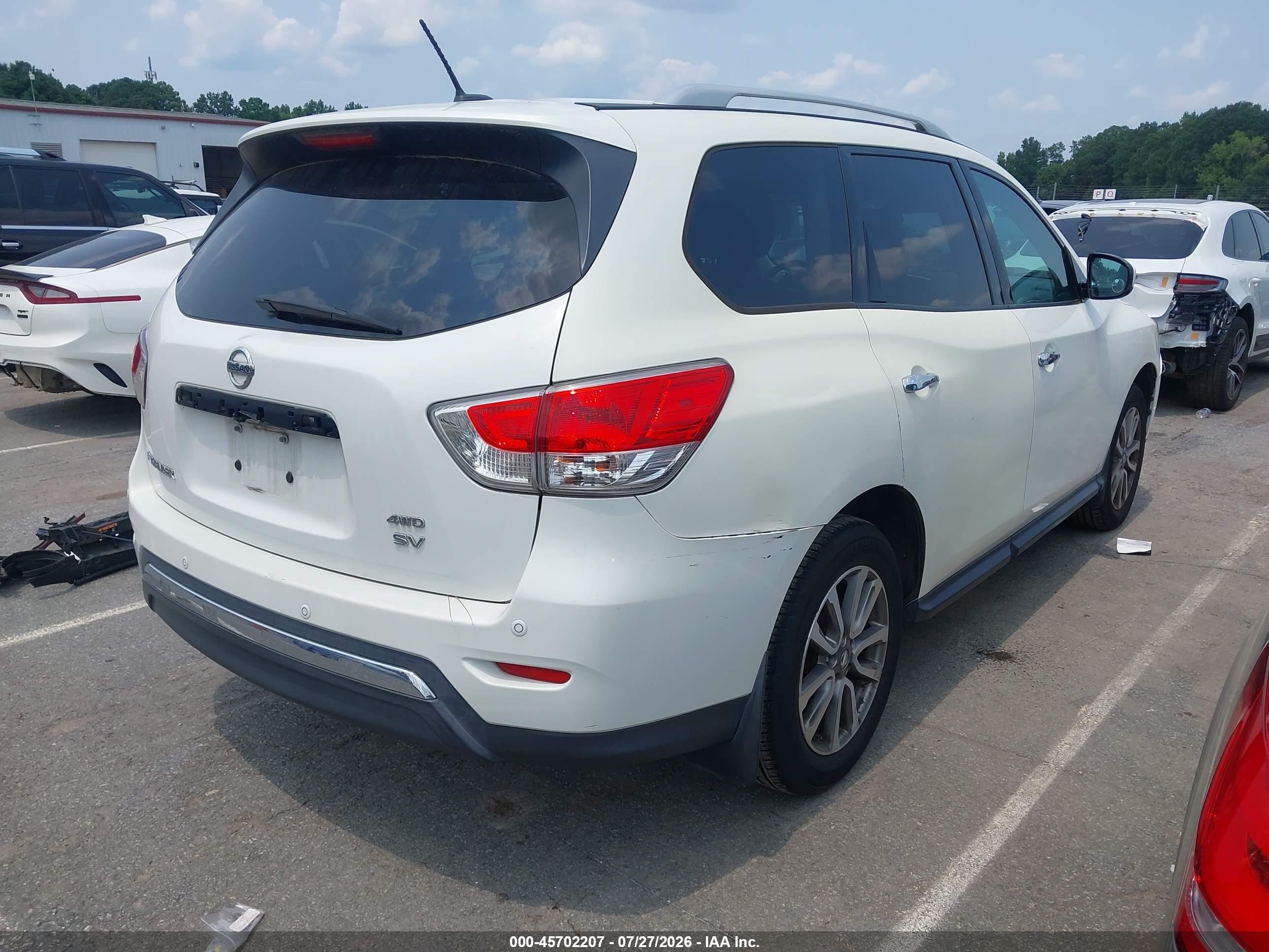 2013 Nissan Pathfinder Sv White vin: 5N1AR2MM4DC673957