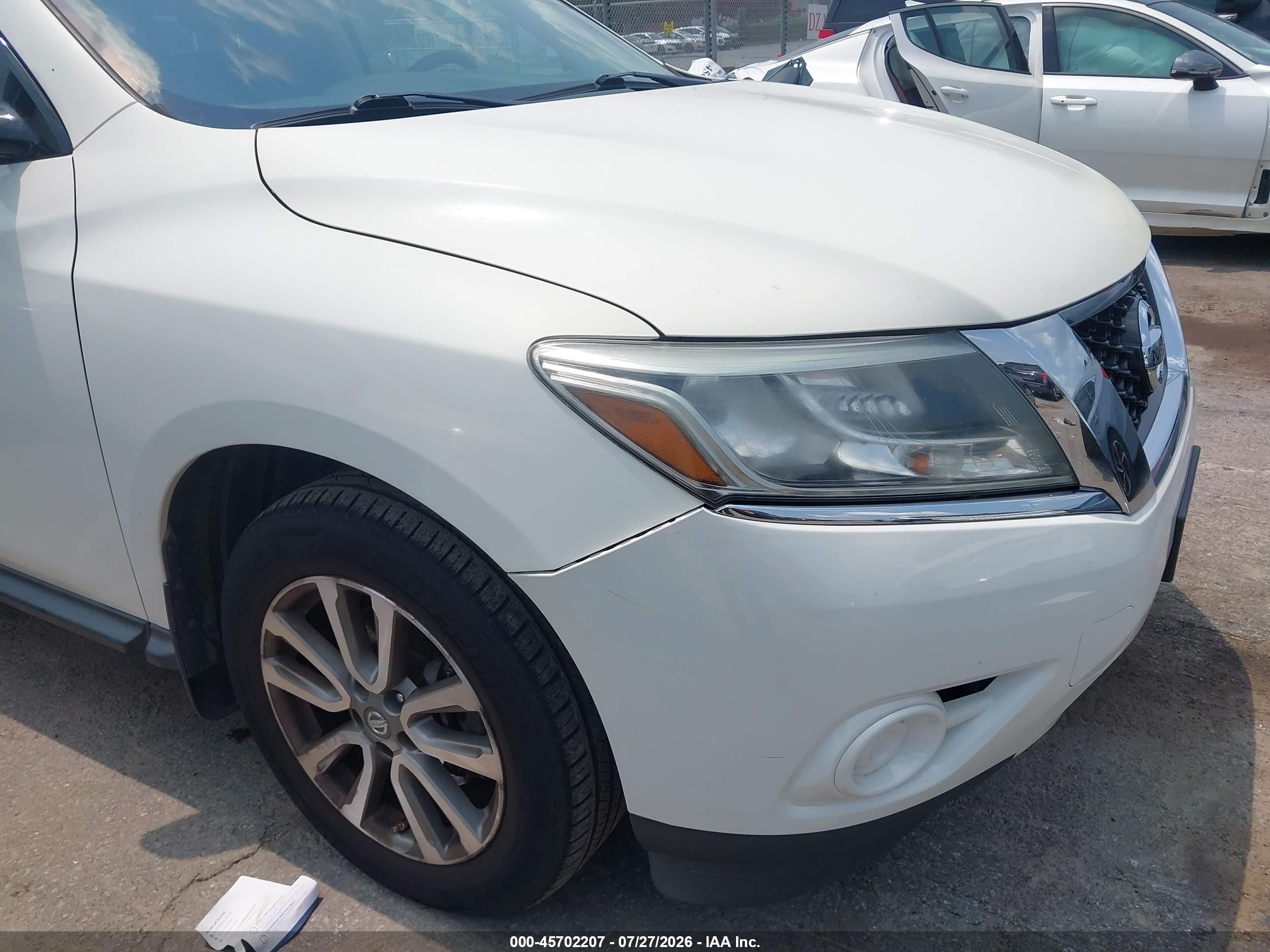 2013 Nissan Pathfinder Sv White vin: 5N1AR2MM4DC673957