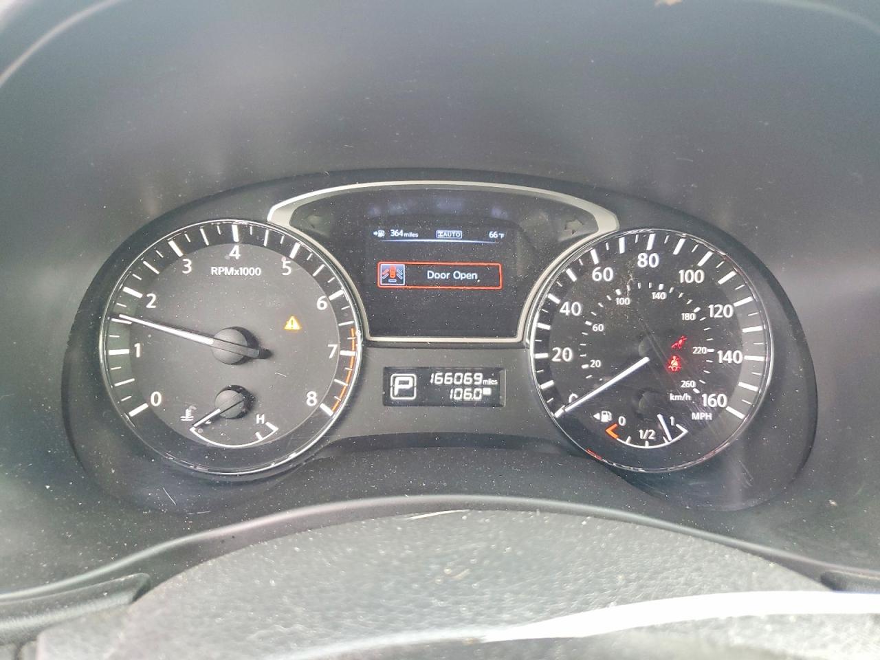 2013 Nissan Pathfinder S Red vin: 5N1AR2MM4DC683405