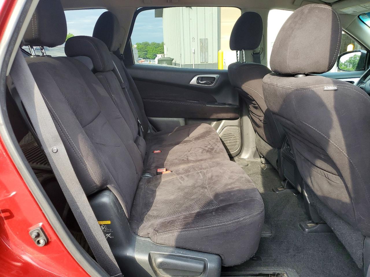 2013 Nissan Pathfinder S Red vin: 5N1AR2MM4DC683405