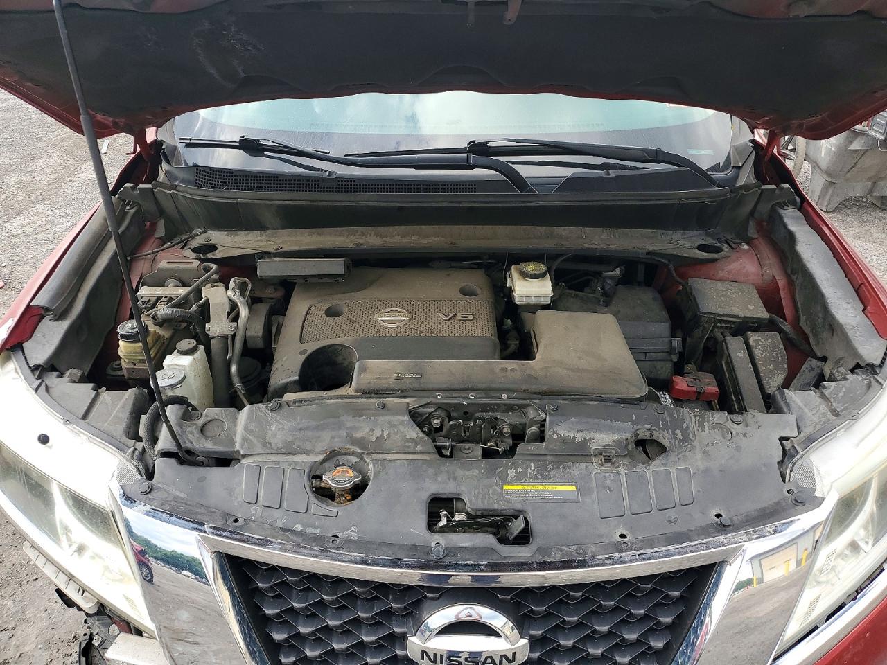 2013 Nissan Pathfinder S Red vin: 5N1AR2MM4DC683405