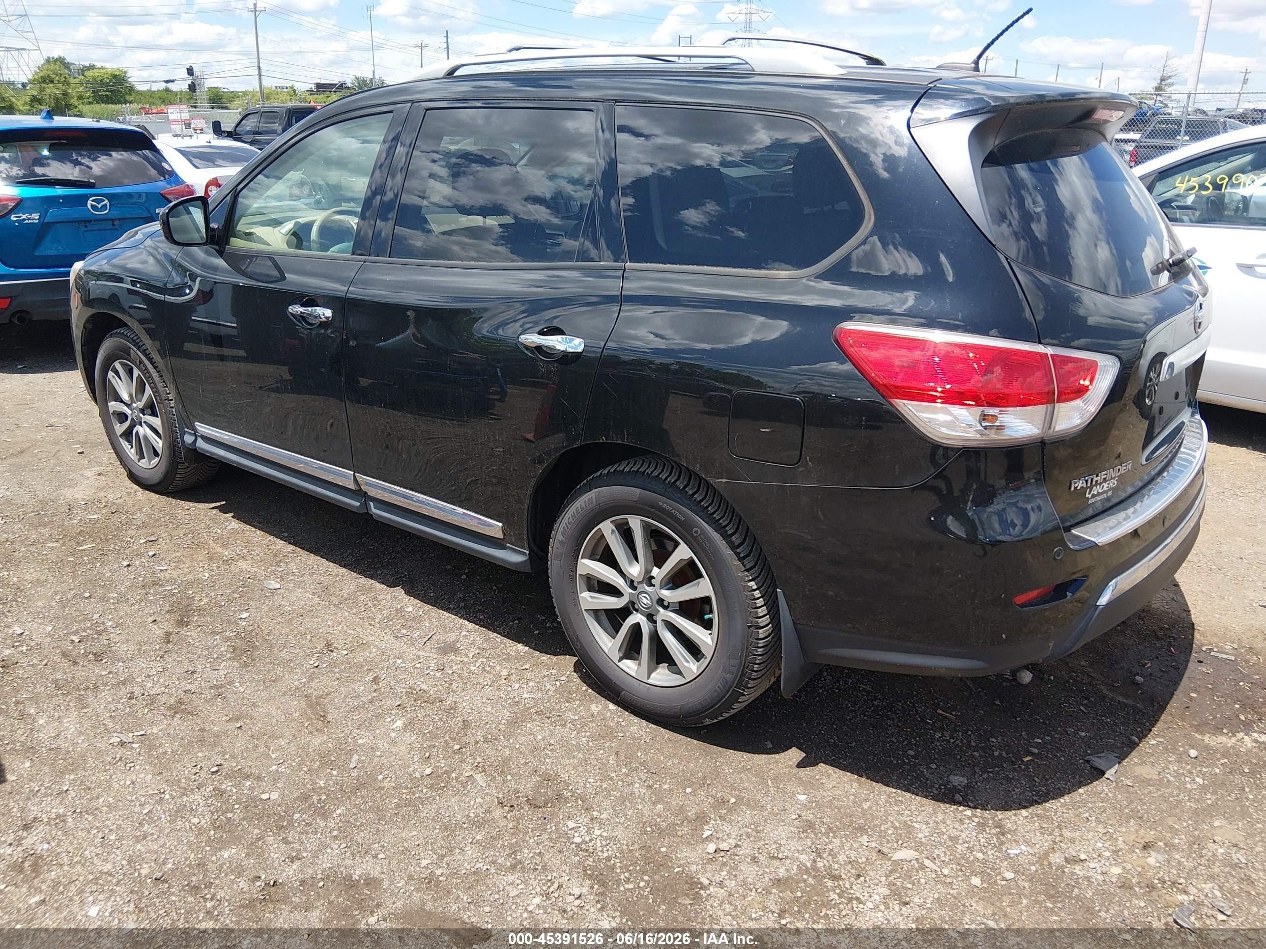 2013 Nissan Pathfinder Sl Black vin: 5N1AR2MM4DC688877