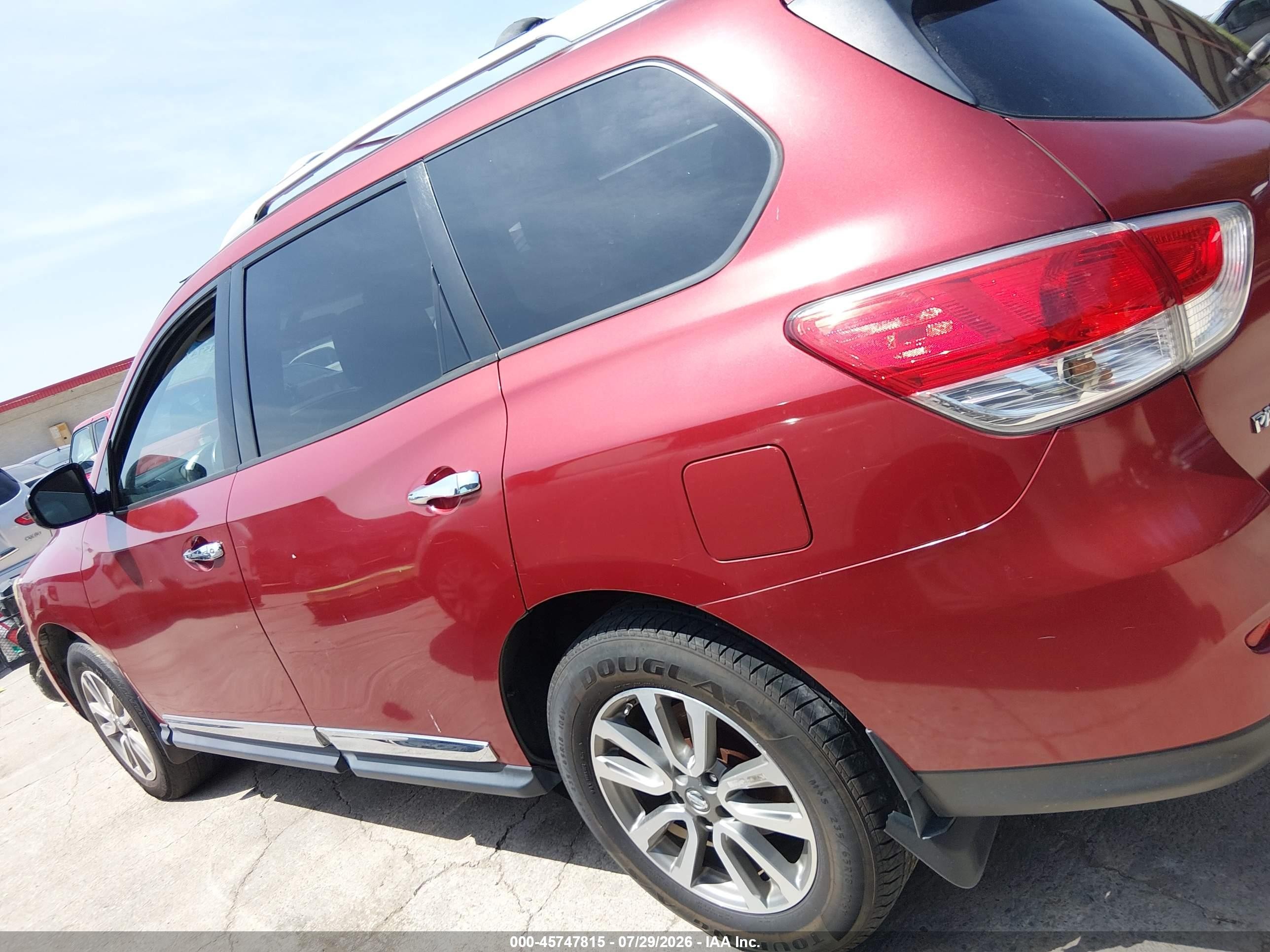 2014 Nissan Pathfinder Sl Red vin: 5N1AR2MM4EC608415