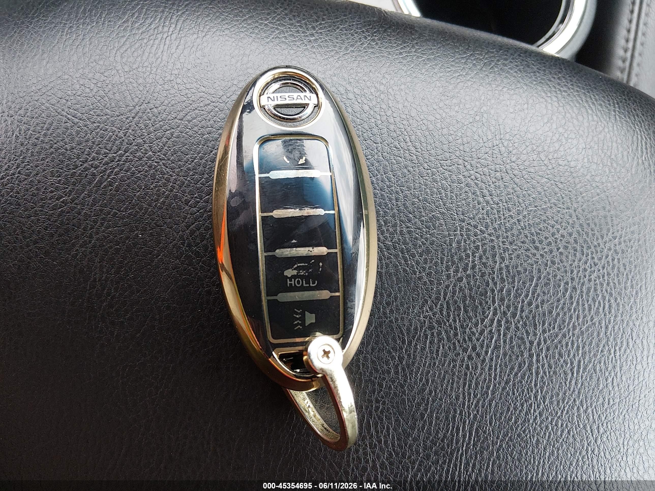2014 Nissan Pathfinder Platinum Silver vin: 5N1AR2MM4EC610214