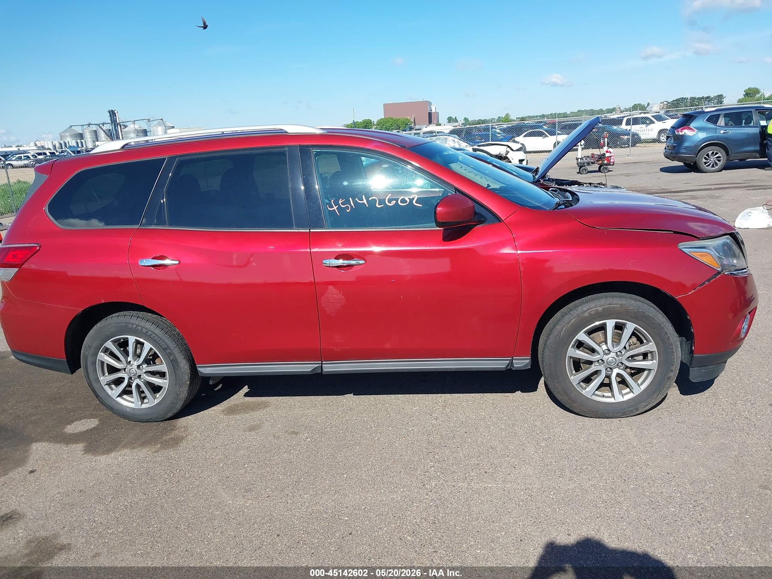 2014 Nissan Pathfinder Sv Red vin: 5N1AR2MM4EC625330