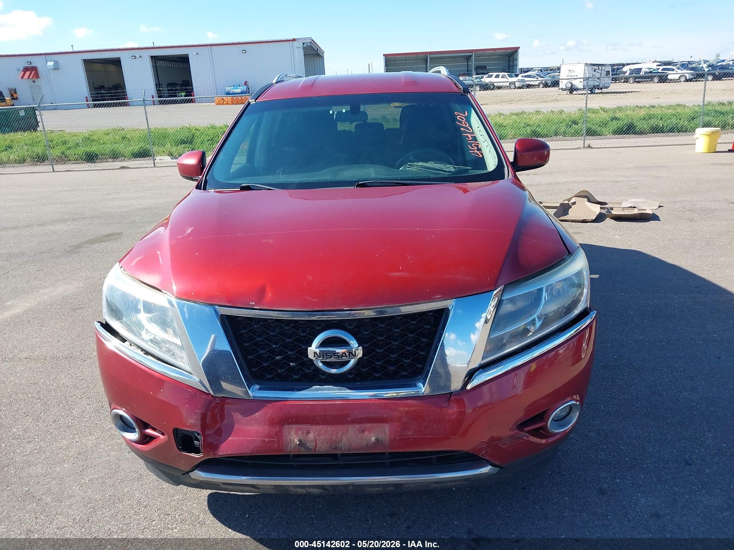 2014 Nissan Pathfinder Sv Red vin: 5N1AR2MM4EC625330
