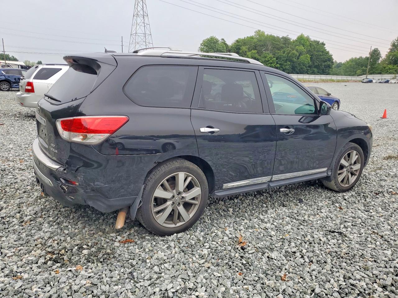 2014 Nissan Pathfinder S Черный vin: 5N1AR2MM4EC637218