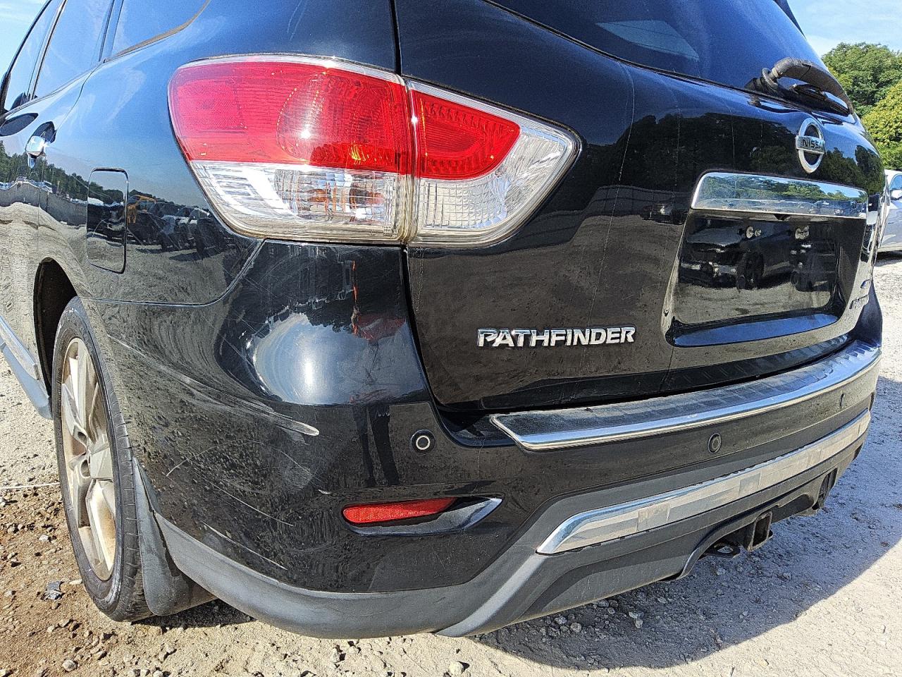 2014 Nissan Pathfinder S Black vin: 5N1AR2MM4EC692641 Damage: Rear Bumper, Multiple Scratches Light, 10 Or More