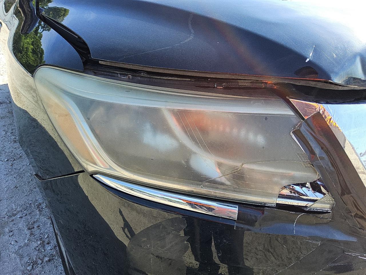 2014 Nissan Pathfinder S Black vin: 5N1AR2MM4EC692641 Damage: Right Head Lamp, Broken, Replacement Required