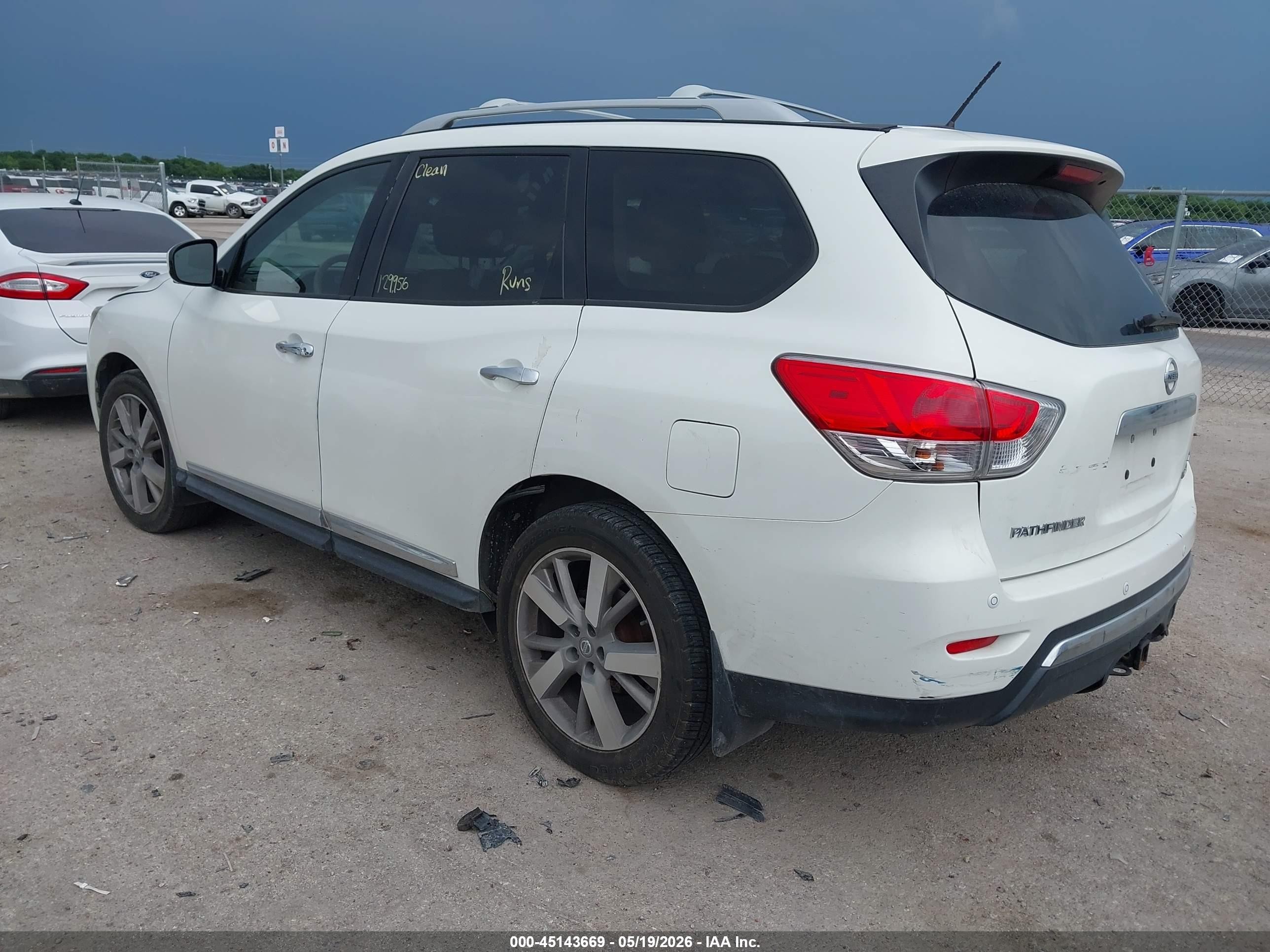 2014 Nissan Pathfinder Platinum Белый vin: 5N1AR2MM4EC703279