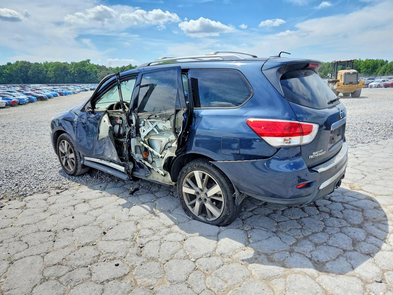 2014 Nissan Pathfinder S Blue vin: 5N1AR2MM4EC708546