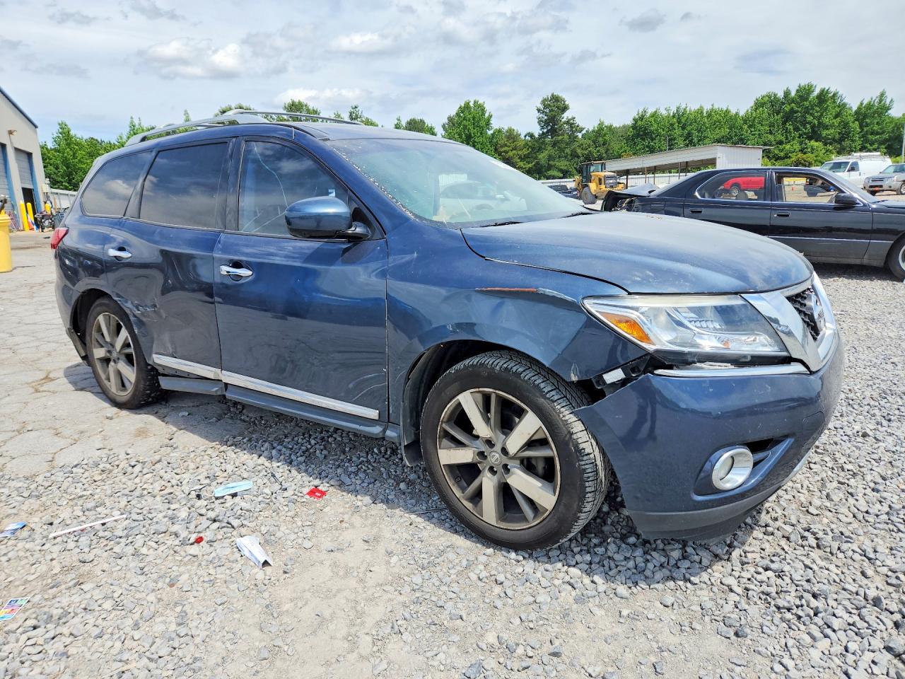 2014 Nissan Pathfinder S Blue vin: 5N1AR2MM4EC708546