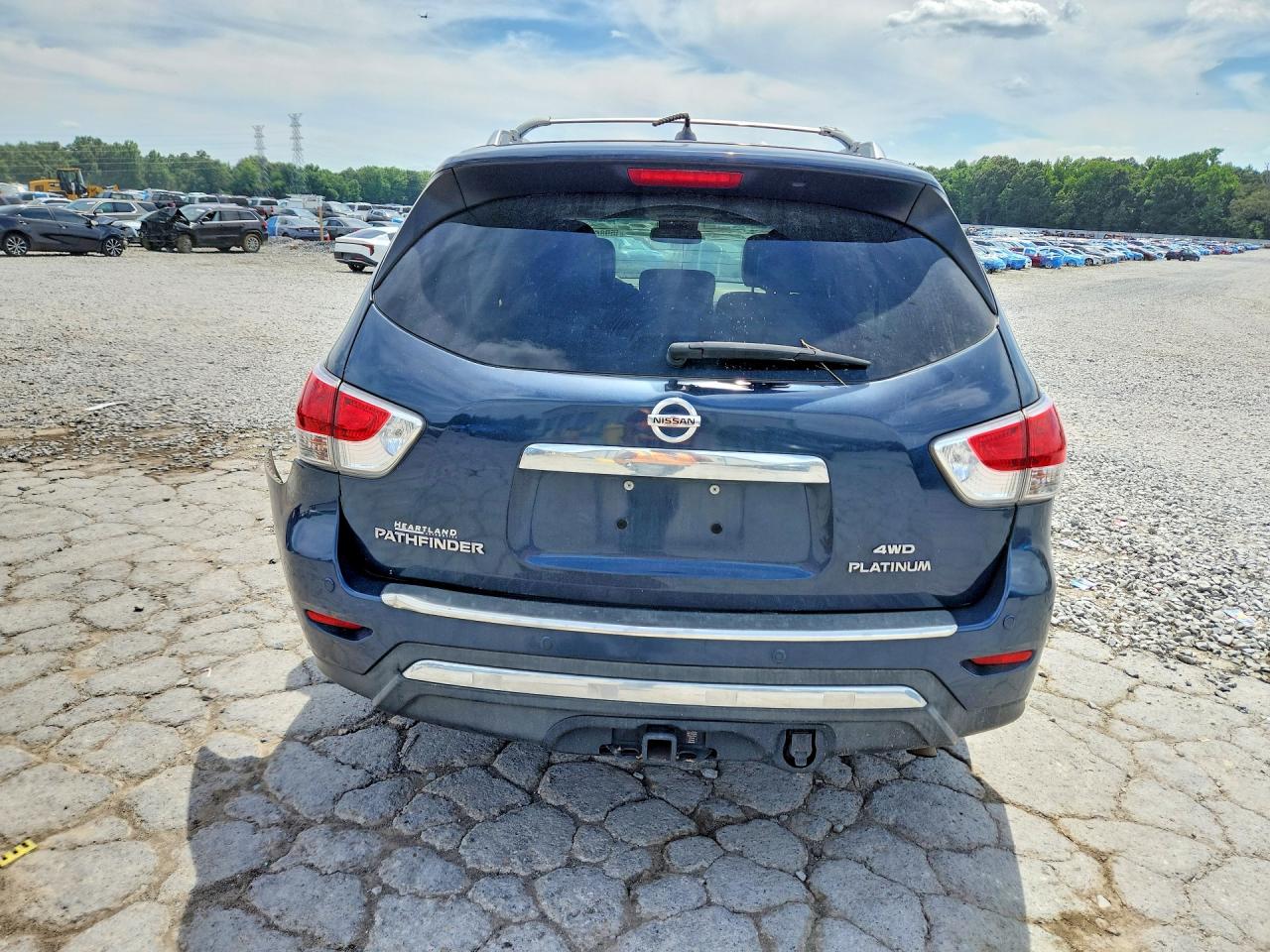 2014 Nissan Pathfinder S Blue vin: 5N1AR2MM4EC708546