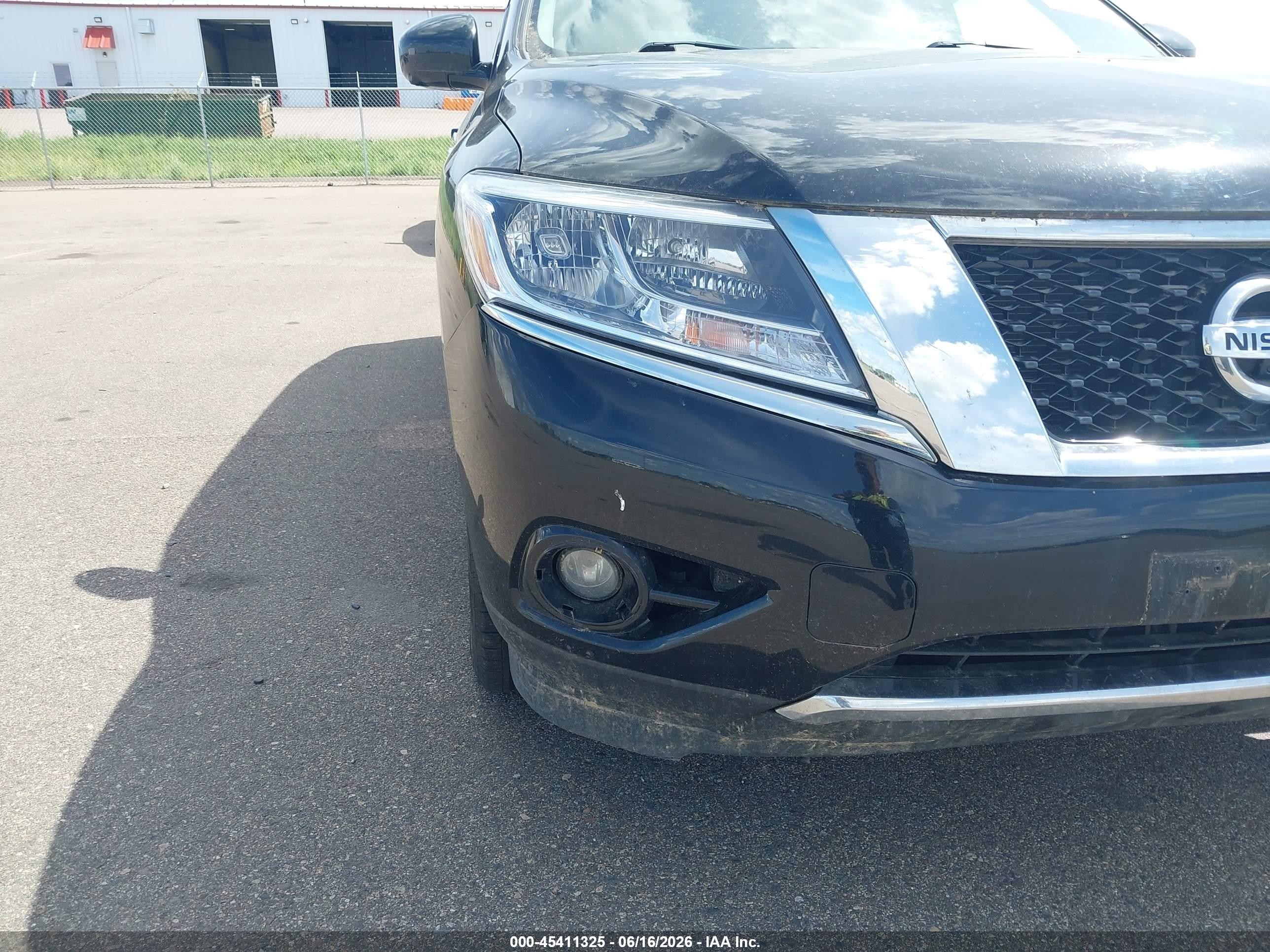 2014 Nissan Pathfinder Platinum Black vin: 5N1AR2MM4EC708658