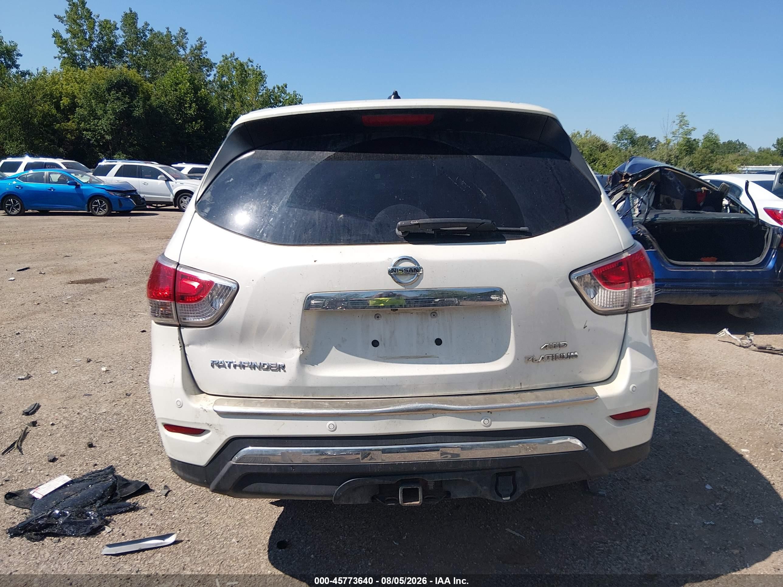 2014 Nissan Pathfinder Platinum Белый vin: 5N1AR2MM4EC714928
