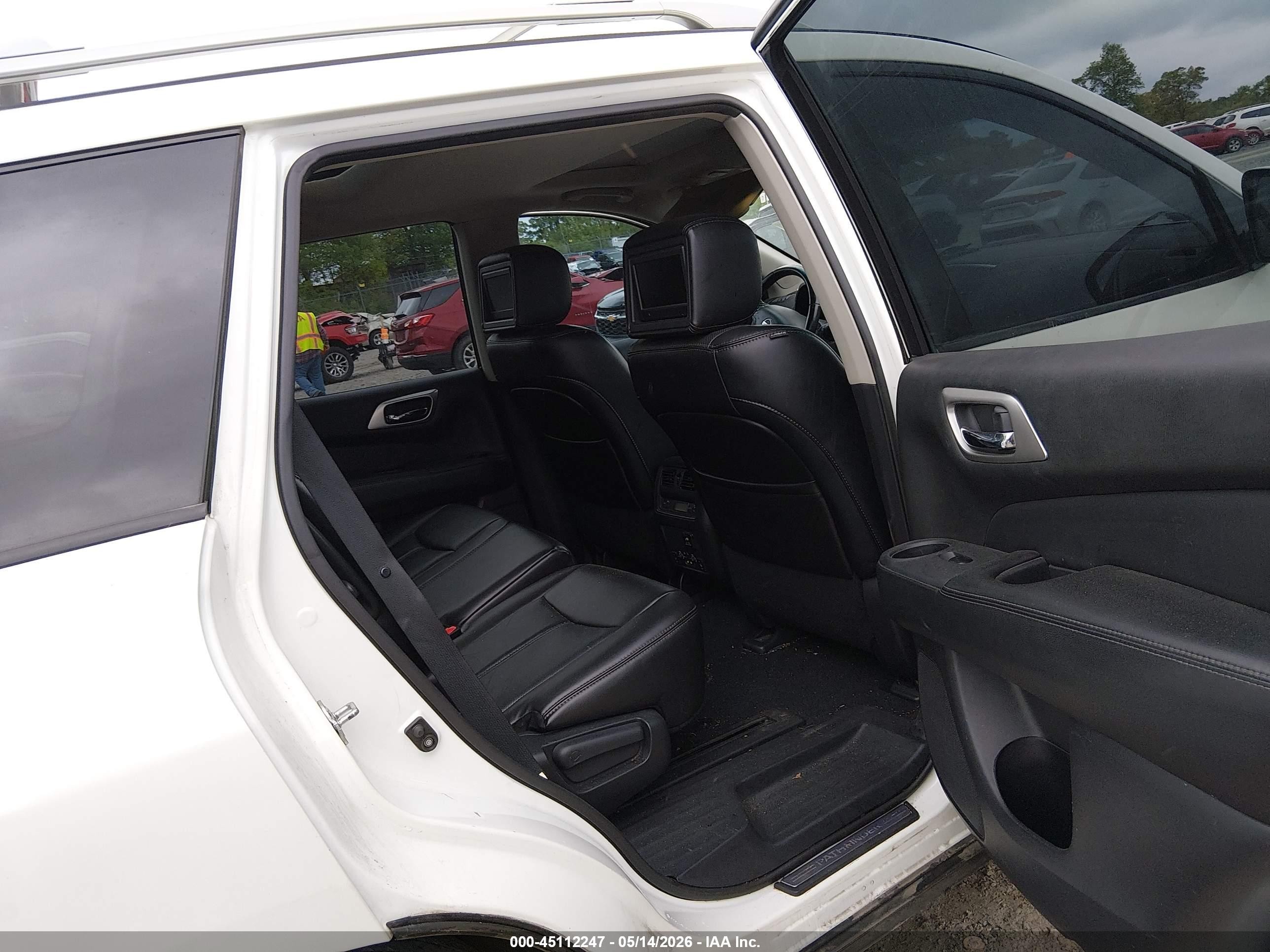 2014 Nissan Pathfinder Platinum White vin: 5N1AR2MM4EC721670