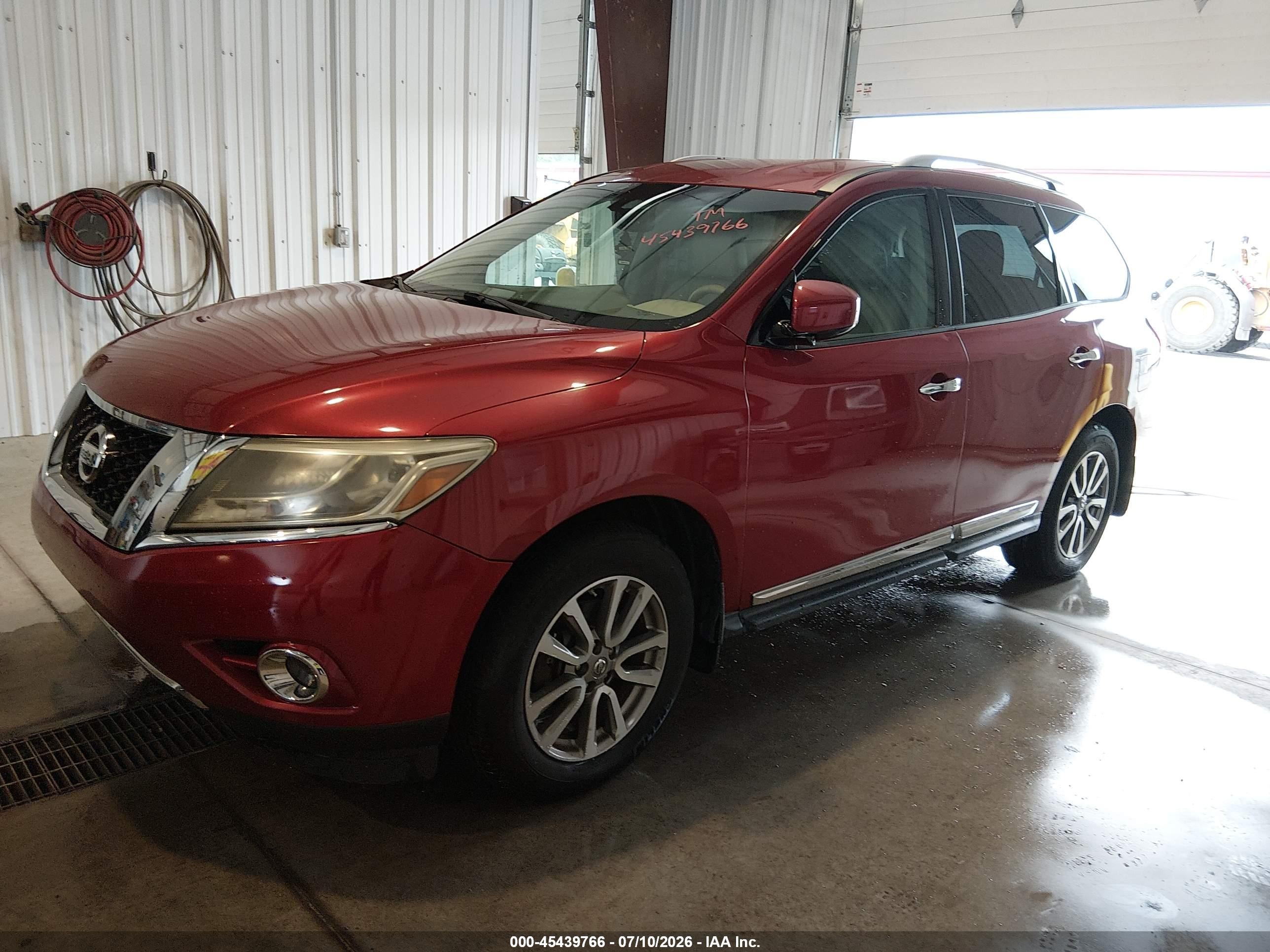 2014 Nissan Pathfinder Sl Red vin: 5N1AR2MM4EC733995