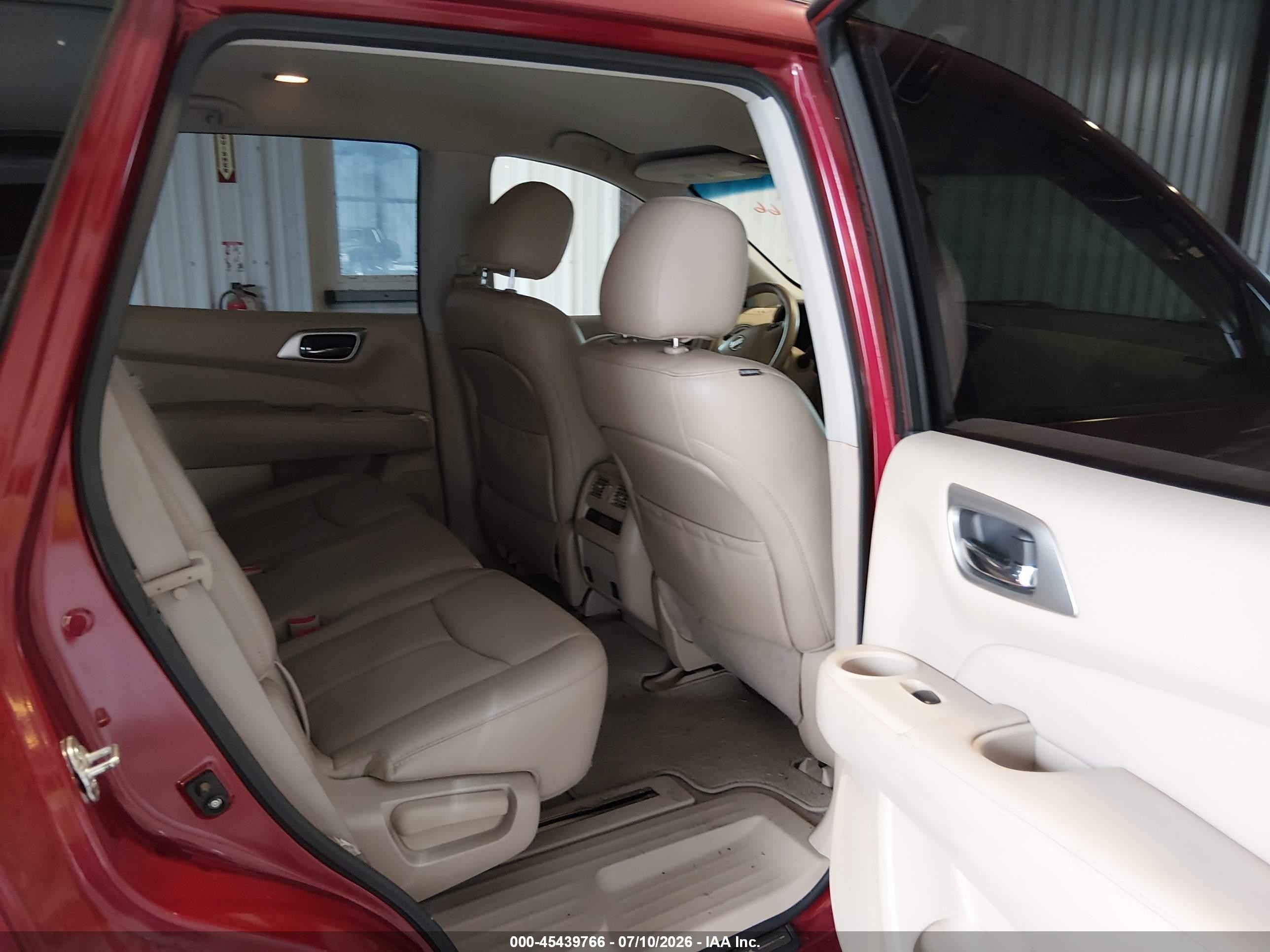 2014 Nissan Pathfinder Sl Red vin: 5N1AR2MM4EC733995
