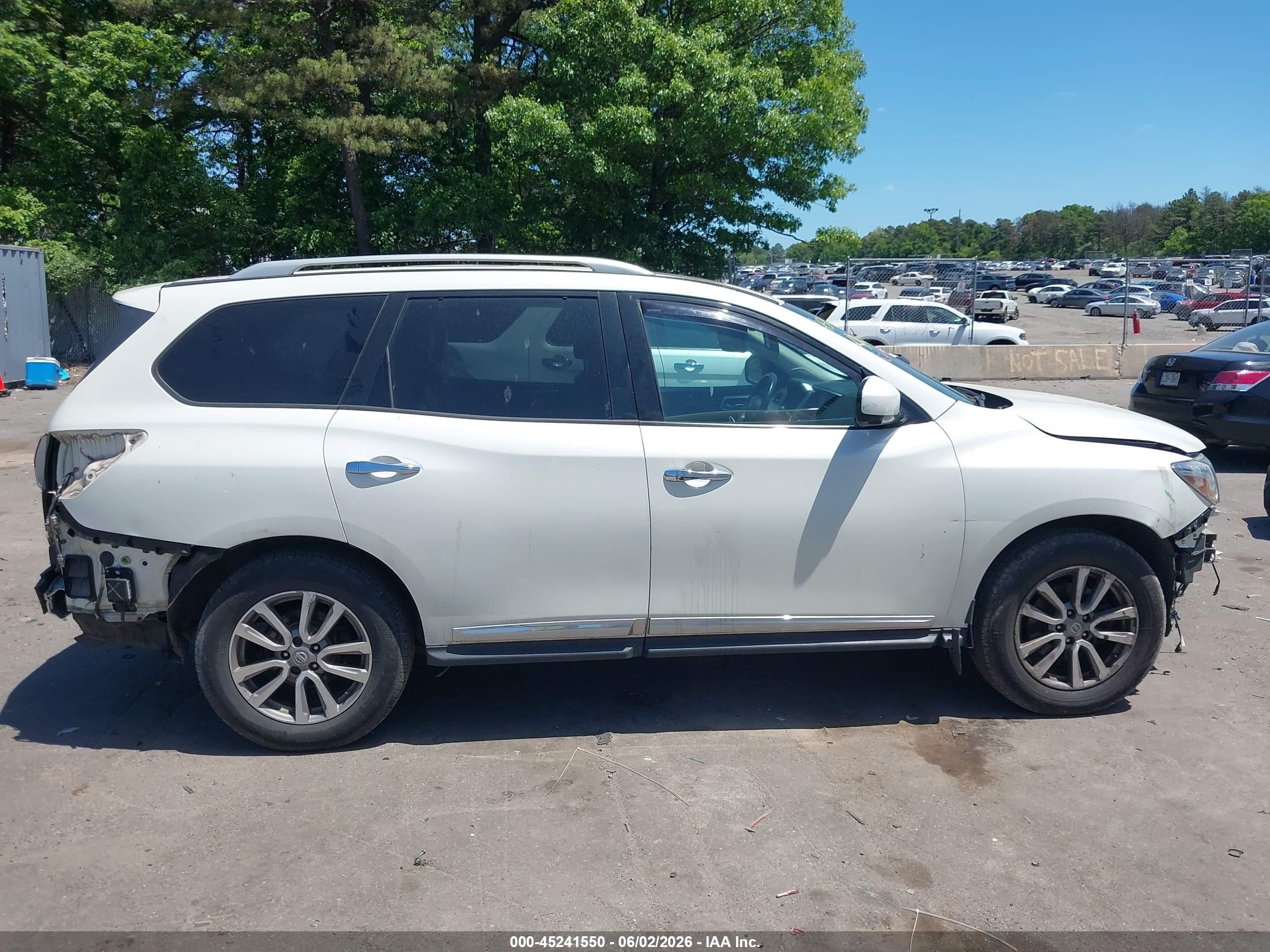 2015 Nissan Pathfinder Sl Белый vin: 5N1AR2MM4FC601899