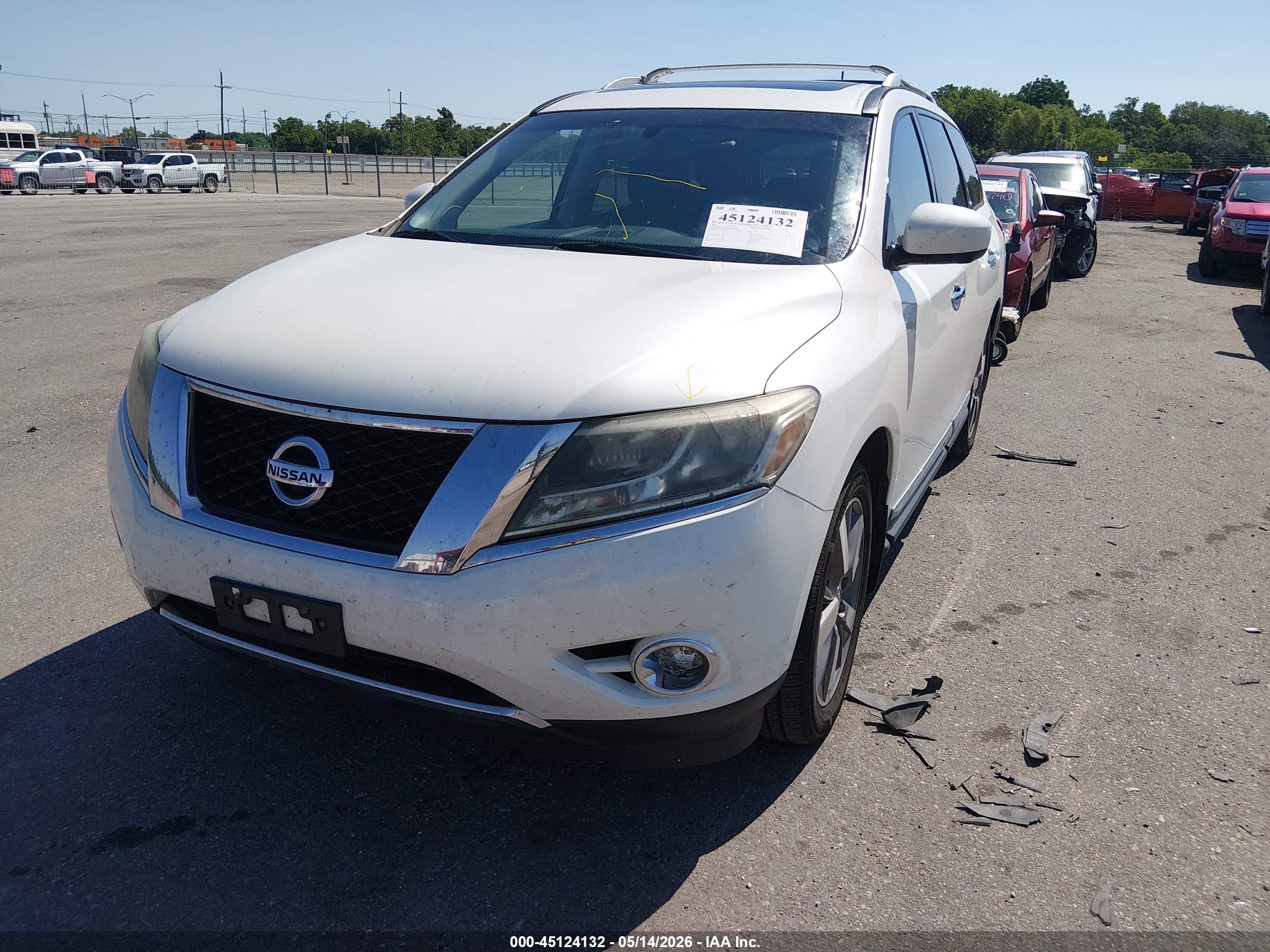 2015 Nissan Pathfinder Platinum White vin: 5N1AR2MM4FC625460