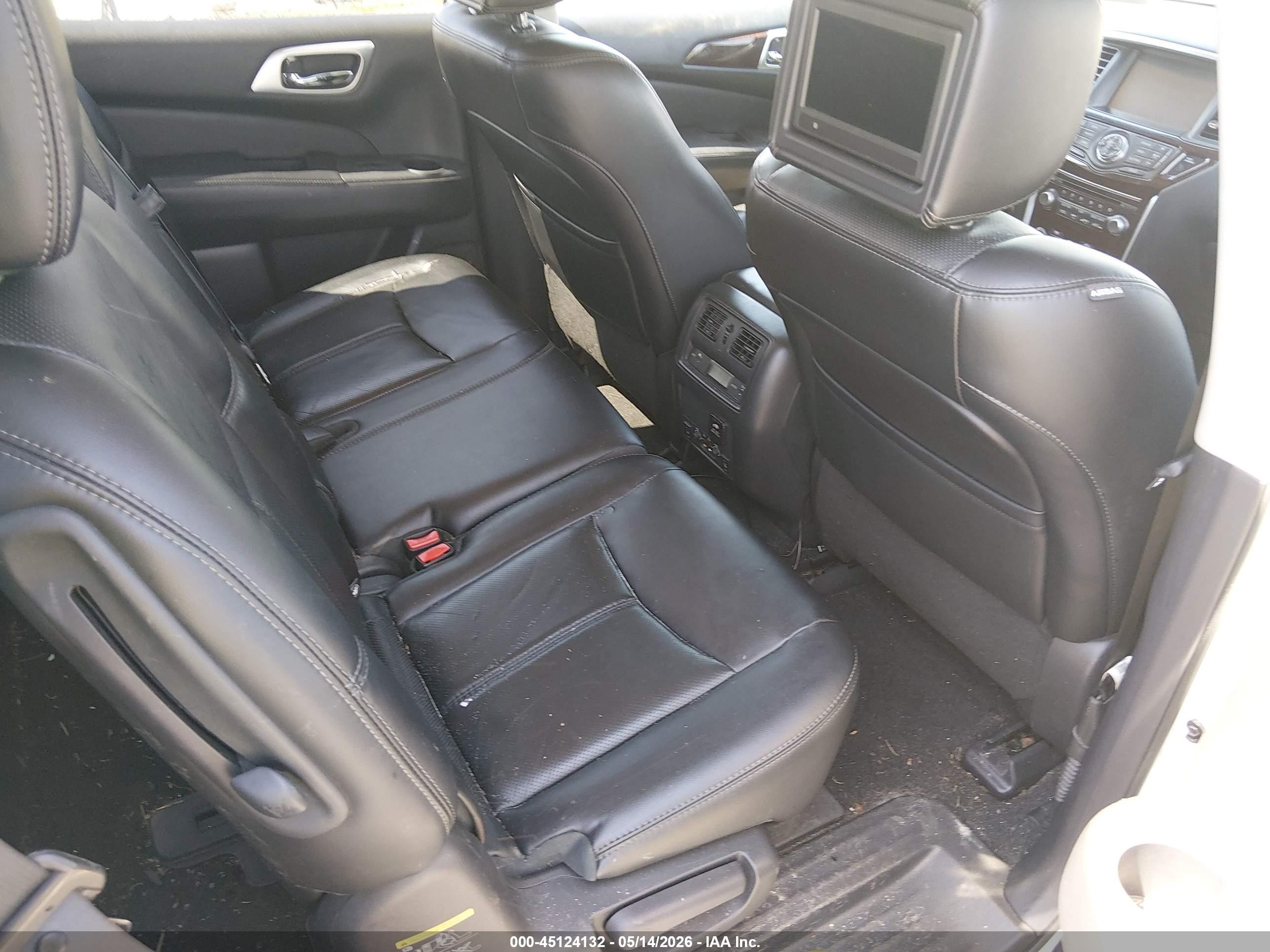 2015 Nissan Pathfinder Platinum White vin: 5N1AR2MM4FC625460