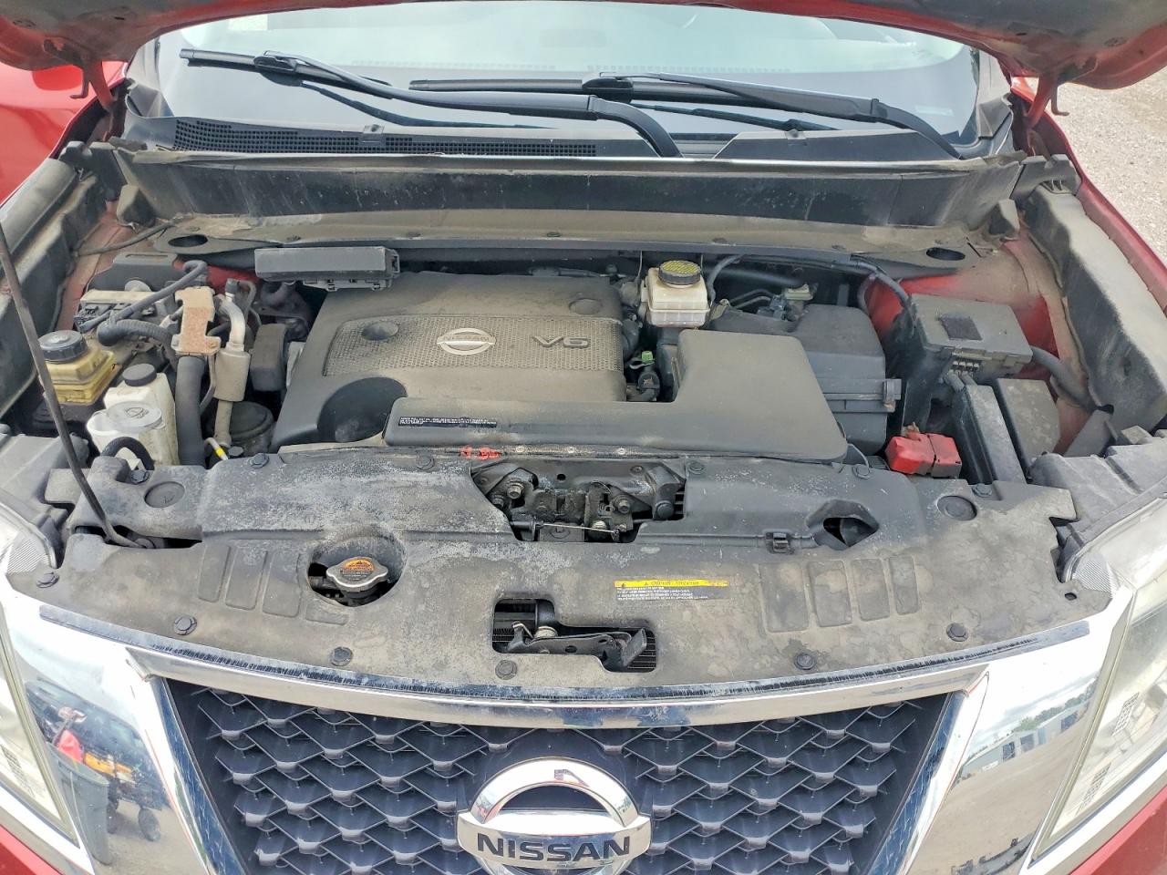 2015 Nissan Pathfinder S Red vin: 5N1AR2MM4FC629685