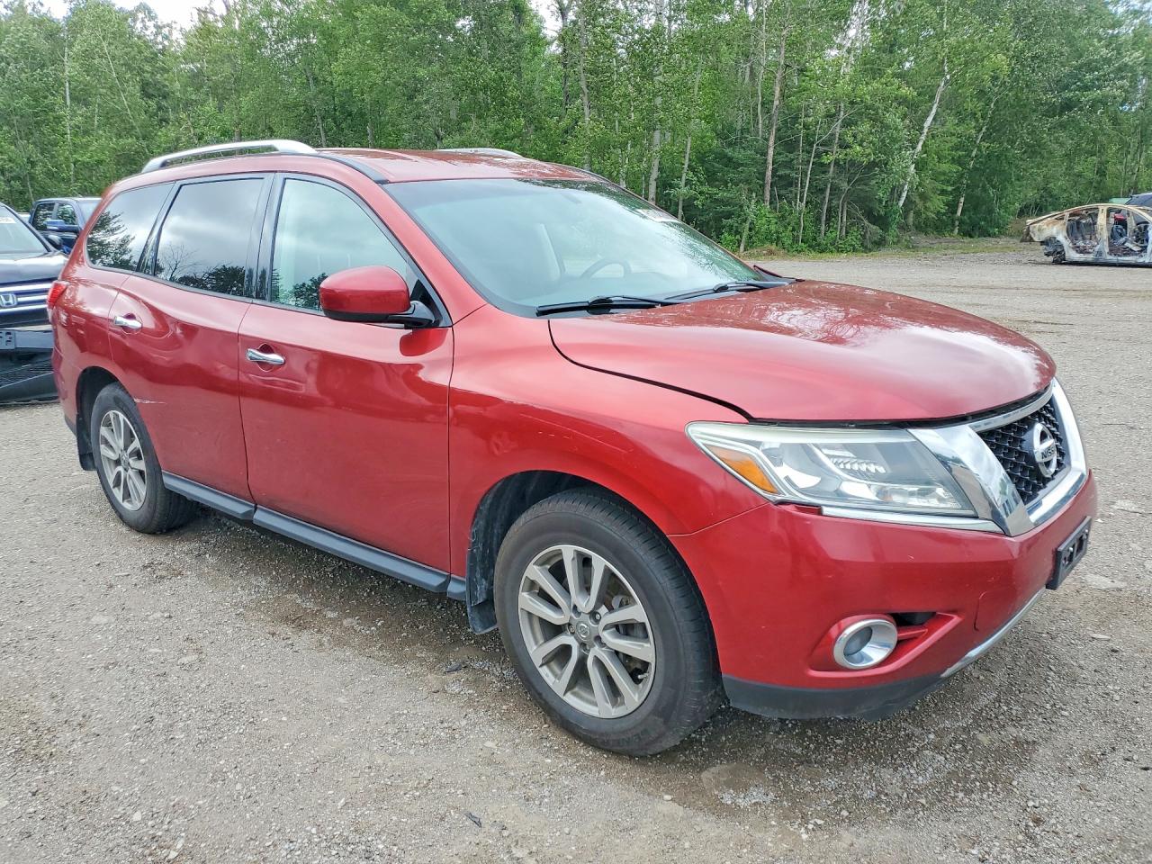 2015 Nissan Pathfinder S Red vin: 5N1AR2MM4FC629685