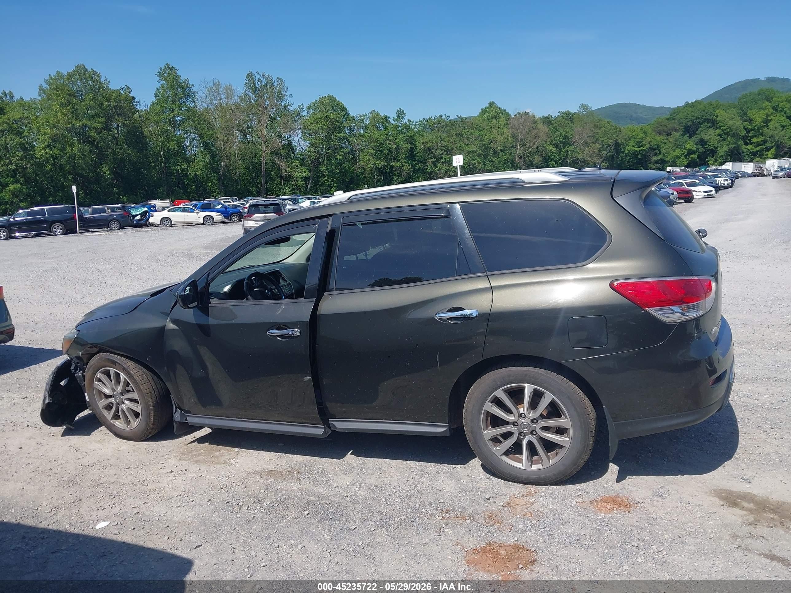 2015 Nissan Pathfinder Sv Gray vin: 5N1AR2MM4FC671855