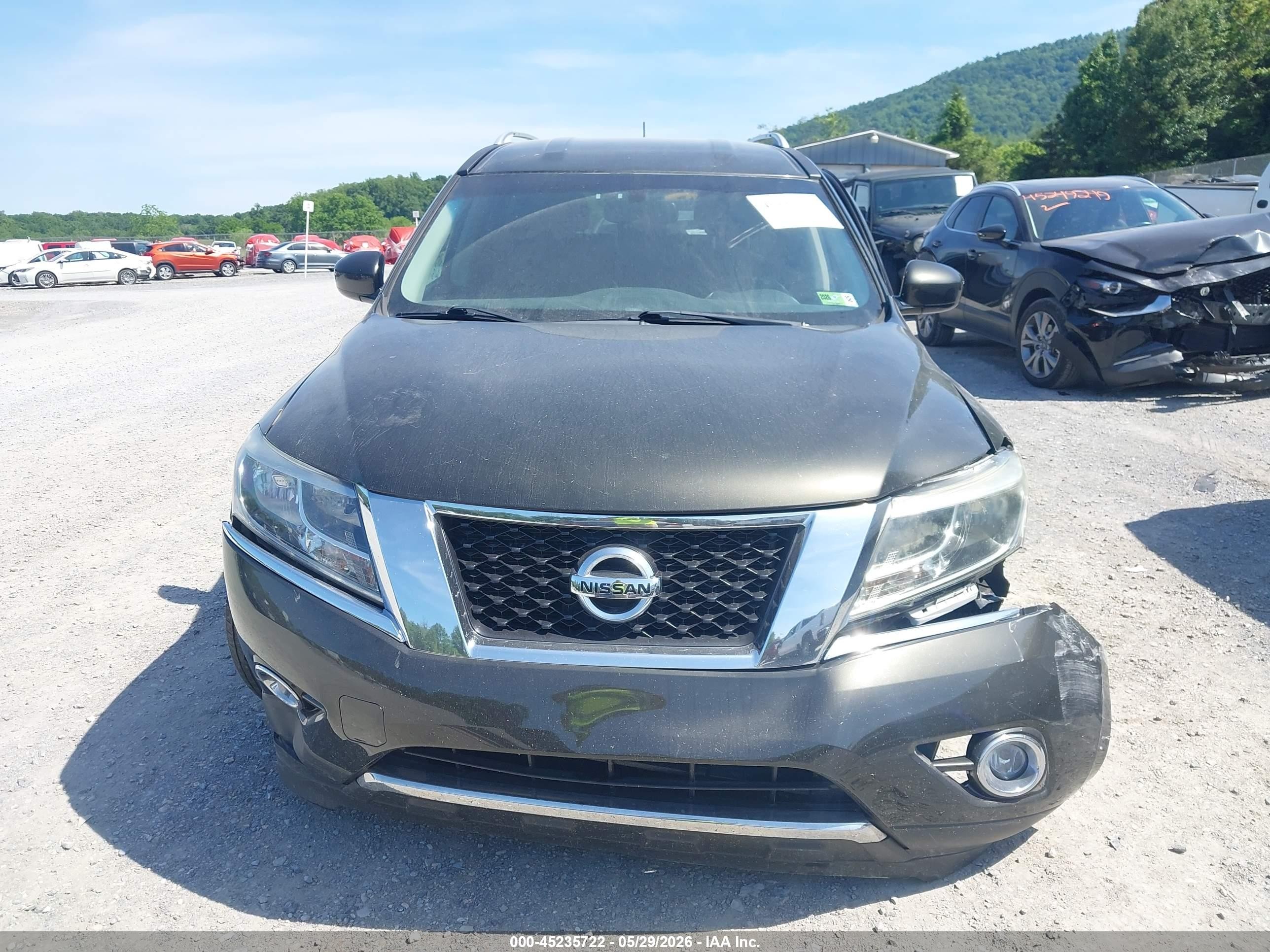 2015 Nissan Pathfinder Sv Gray vin: 5N1AR2MM4FC671855