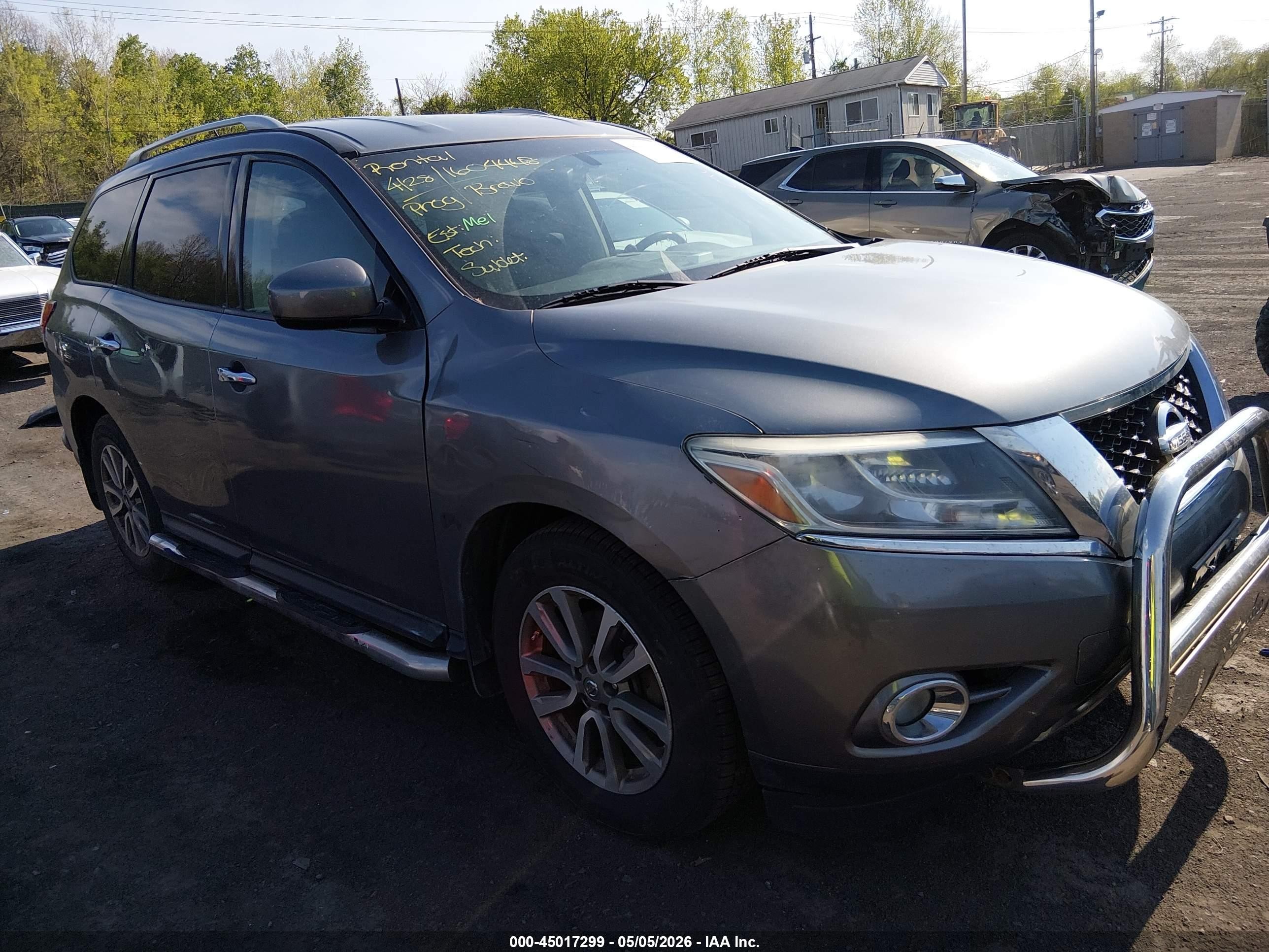 2015 Nissan Pathfinder Sv Gray vin: 5N1AR2MM4FC673198